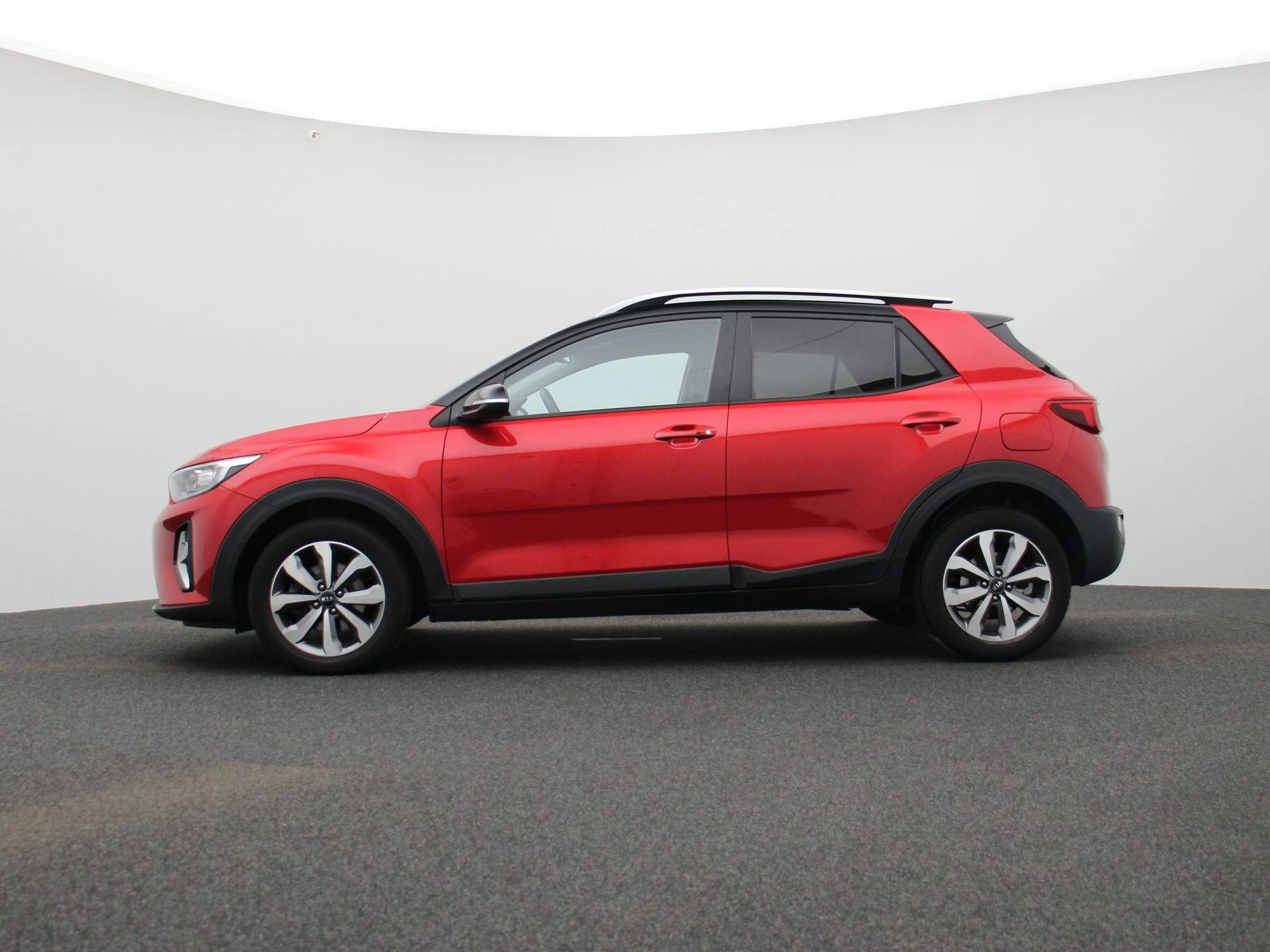 Kia Stonic met kenteken K-422-KS – autofoto 5