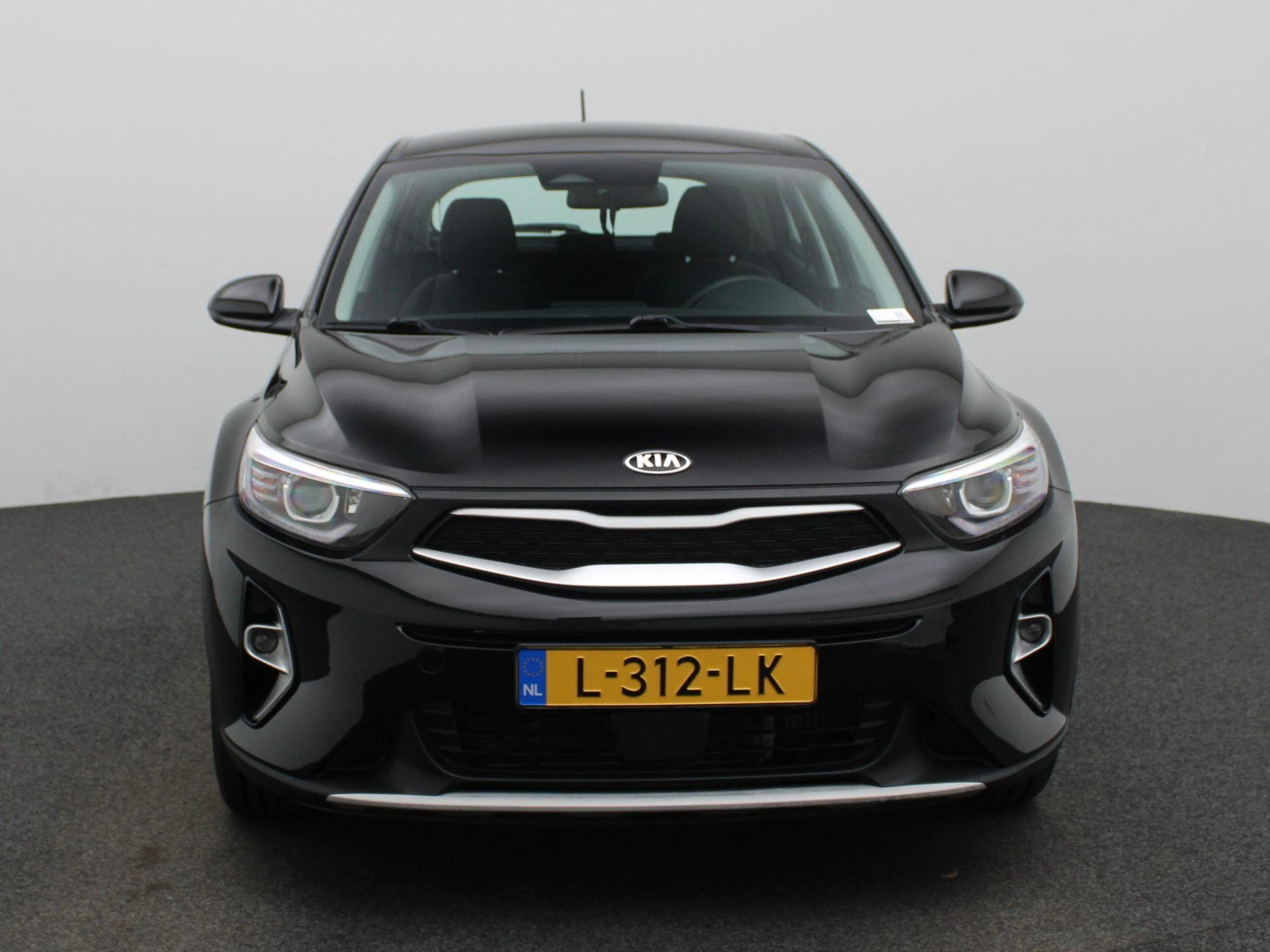 Kia Stonic met kenteken L-312-LK – autofoto 4