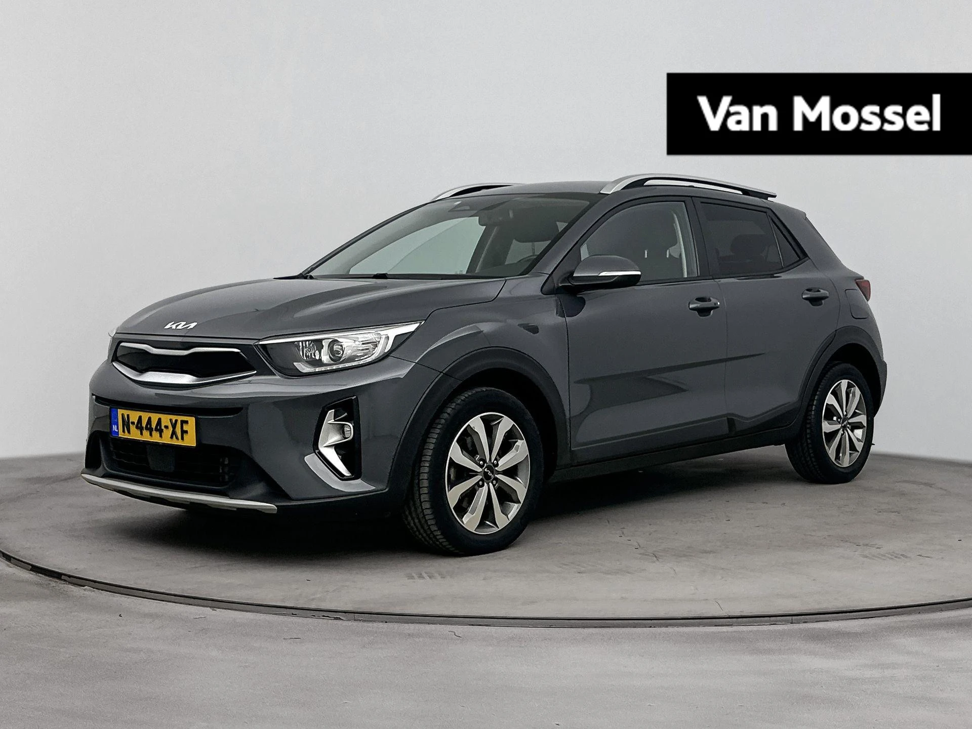 Kia Stonic met kenteken N-444-XF – autofoto 2