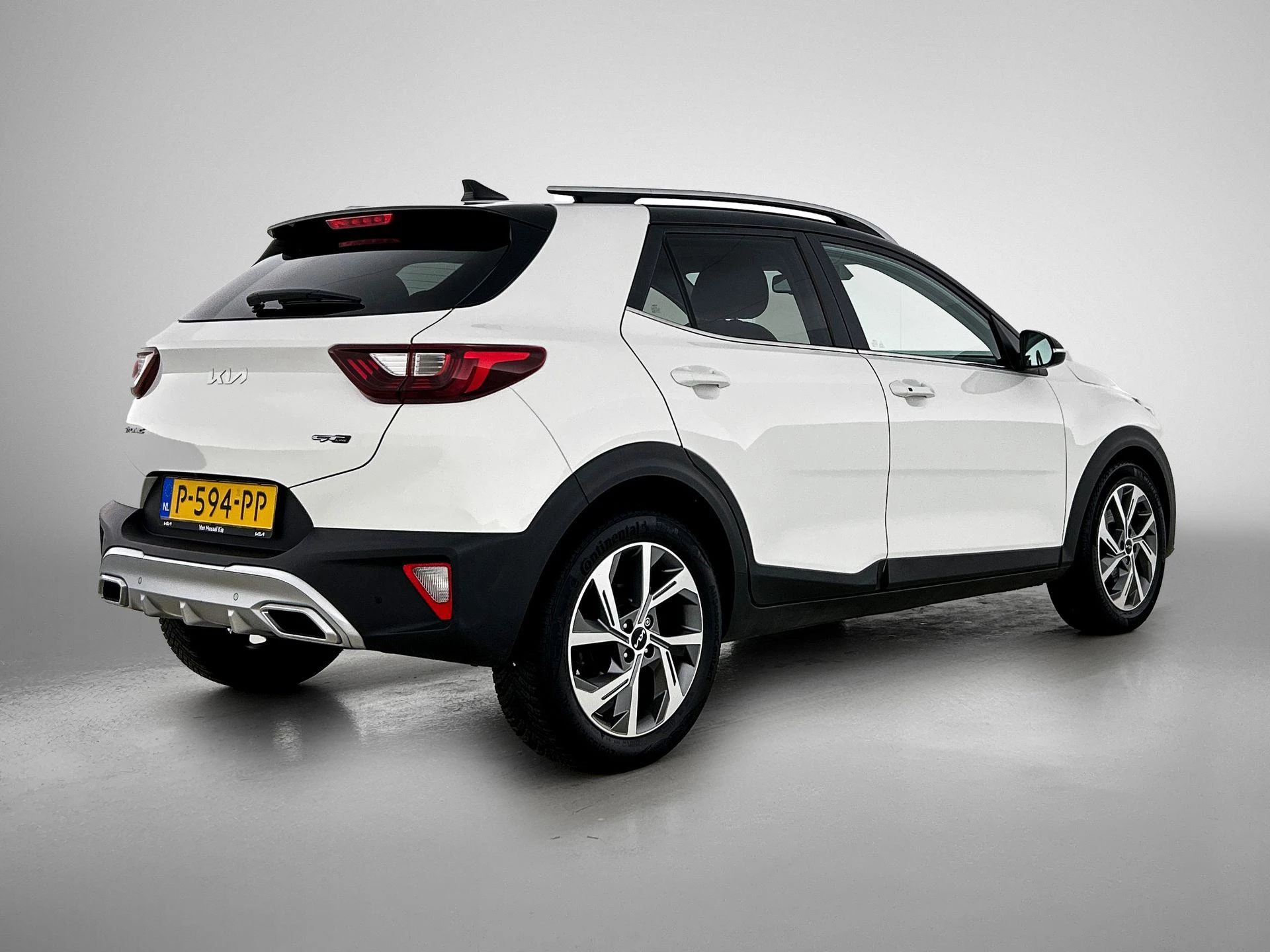 Kia Stonic met kenteken P-594-PP – autofoto 5