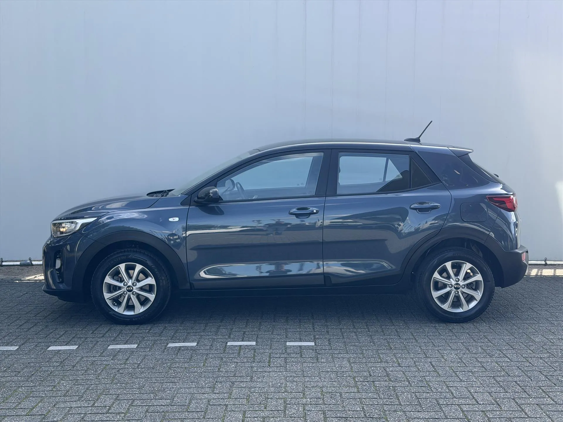 Kia Stonic met kenteken RB-109-N – autofoto 2