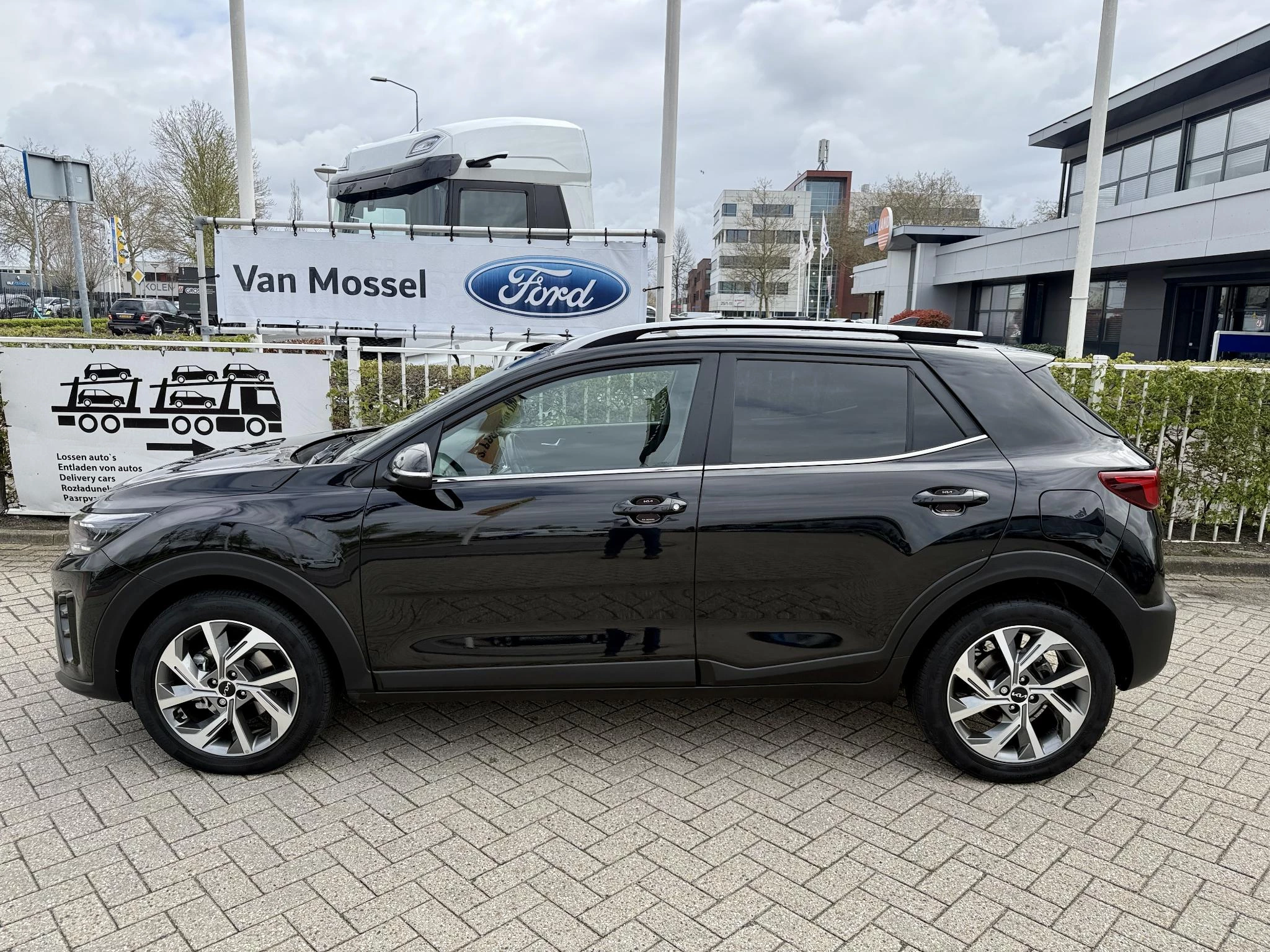 Kia Stonic met kenteken Z-905-FB – autofoto 4