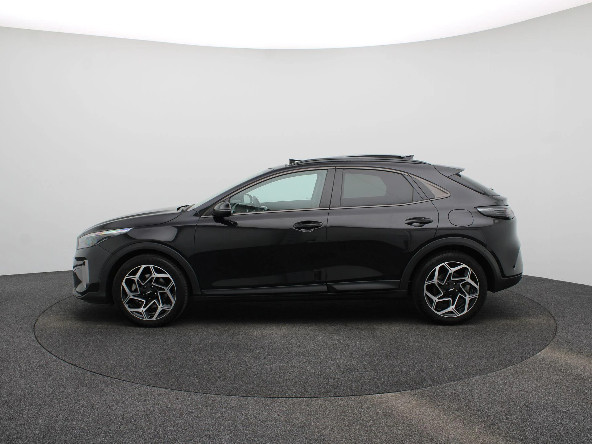 Kia Xceed met kenteken JSX-73-V – autofoto 5