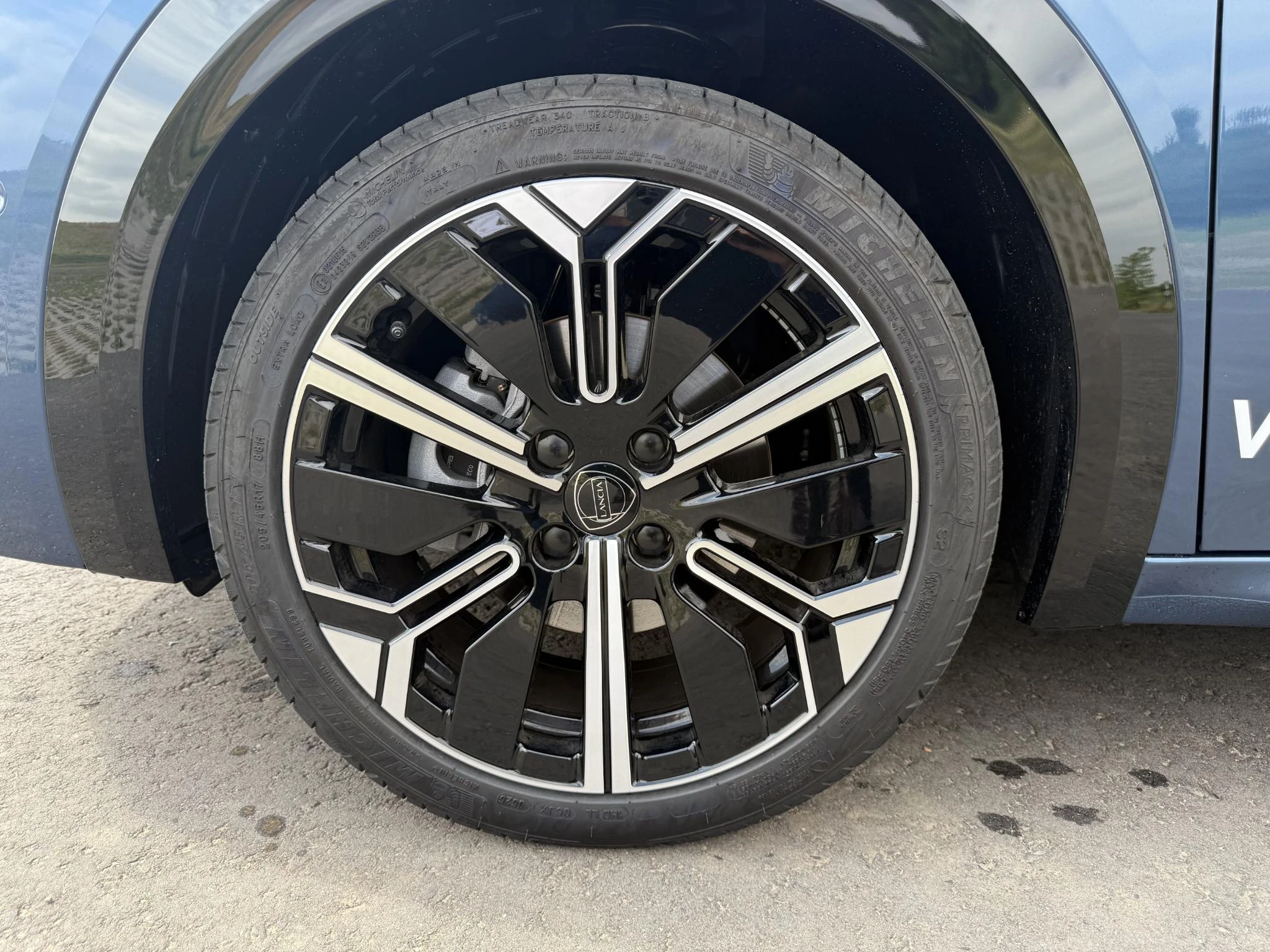 Lancia Ypsilon – autofoto 5