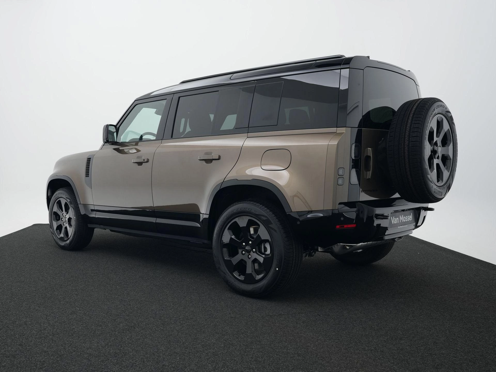 Land Rover RoverDefender met kenteken 48 – autofoto 4