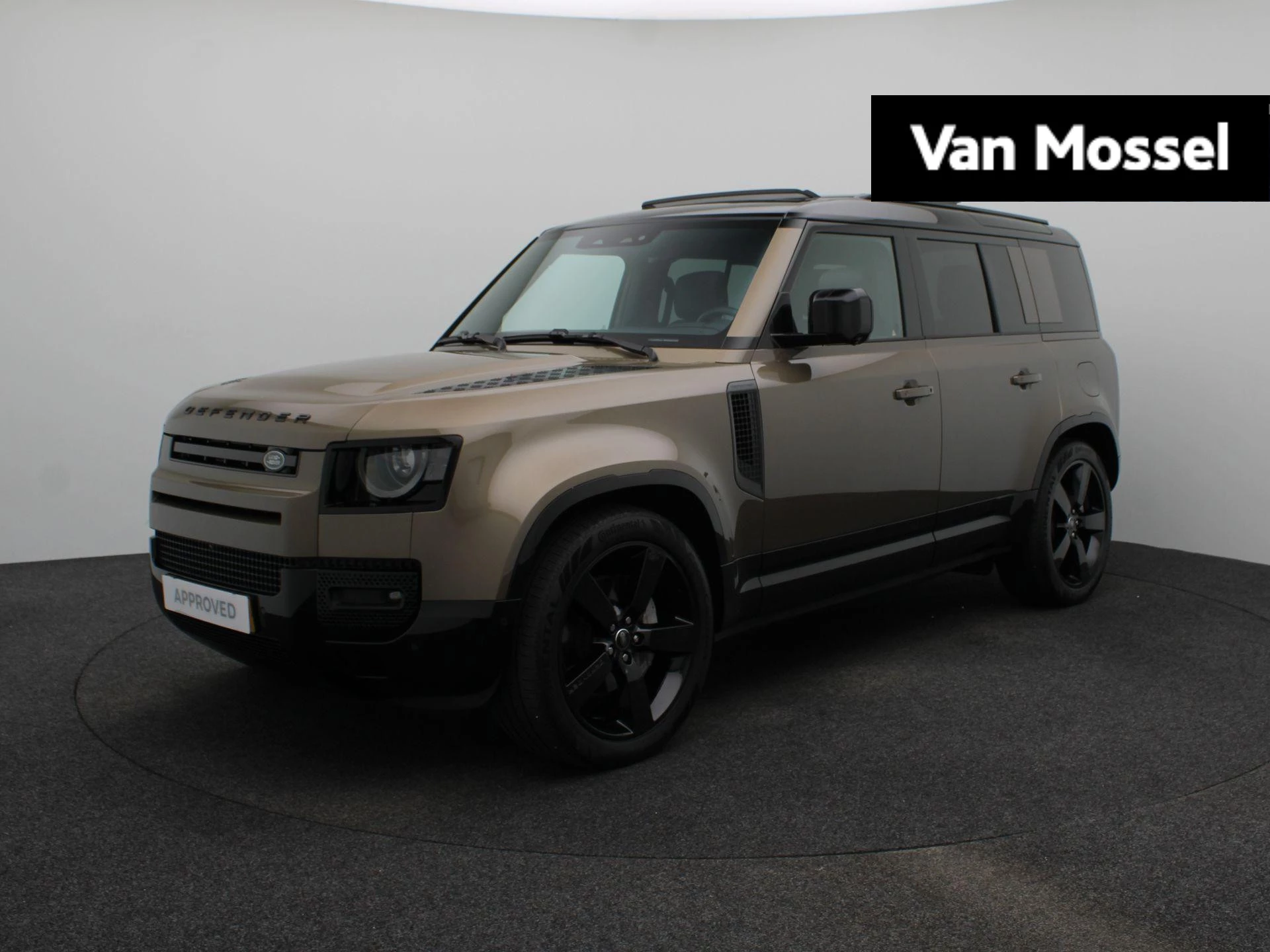 Land Rover RoverDefender met kenteken 50 – autofoto 2