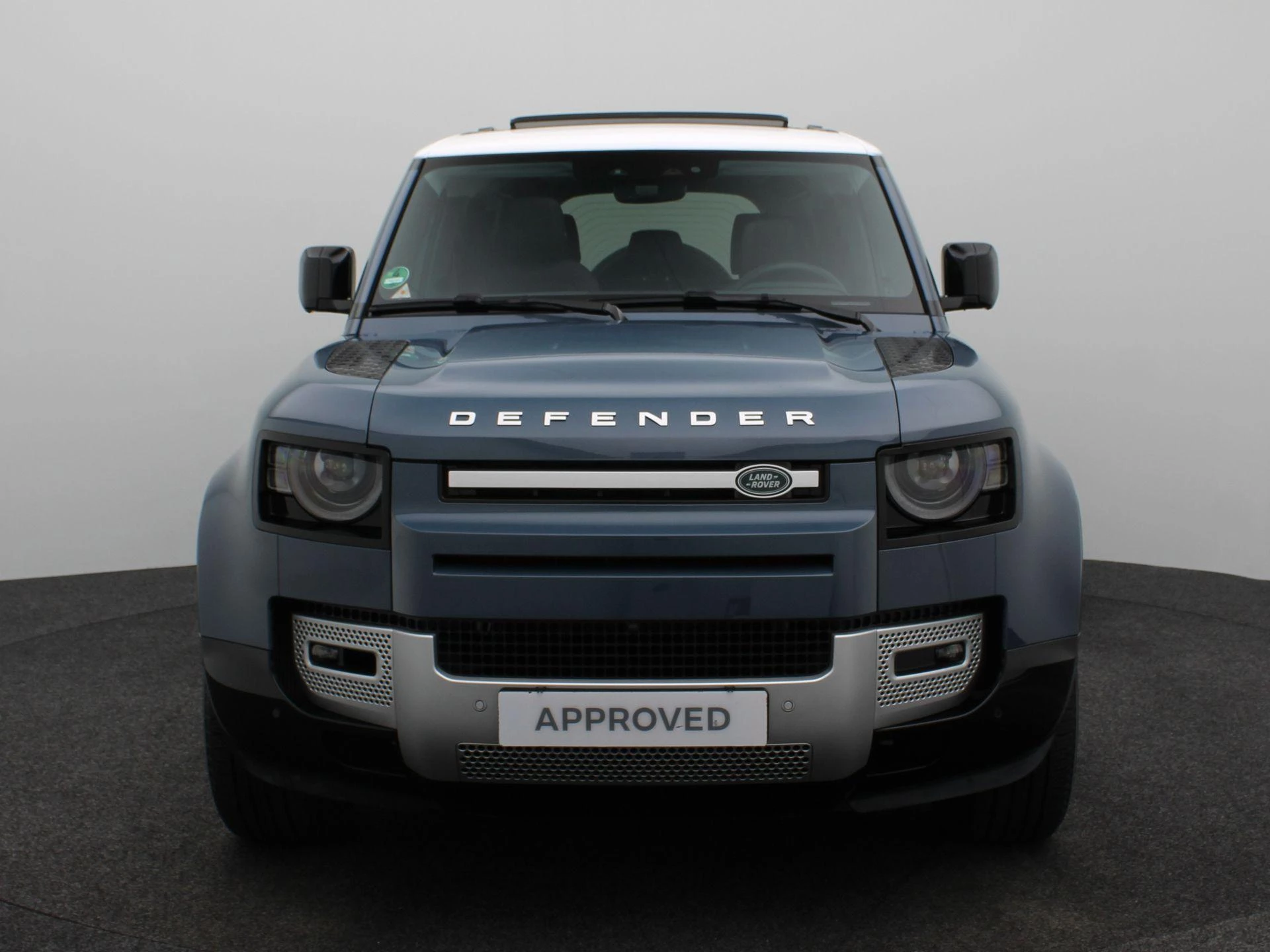 Land Rover RoverDefender met kenteken 50 – autofoto 4