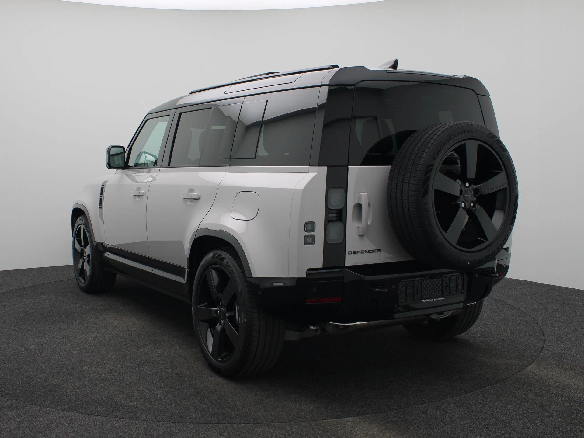Land Rover RoverDefender met kenteken 48 – autofoto 5