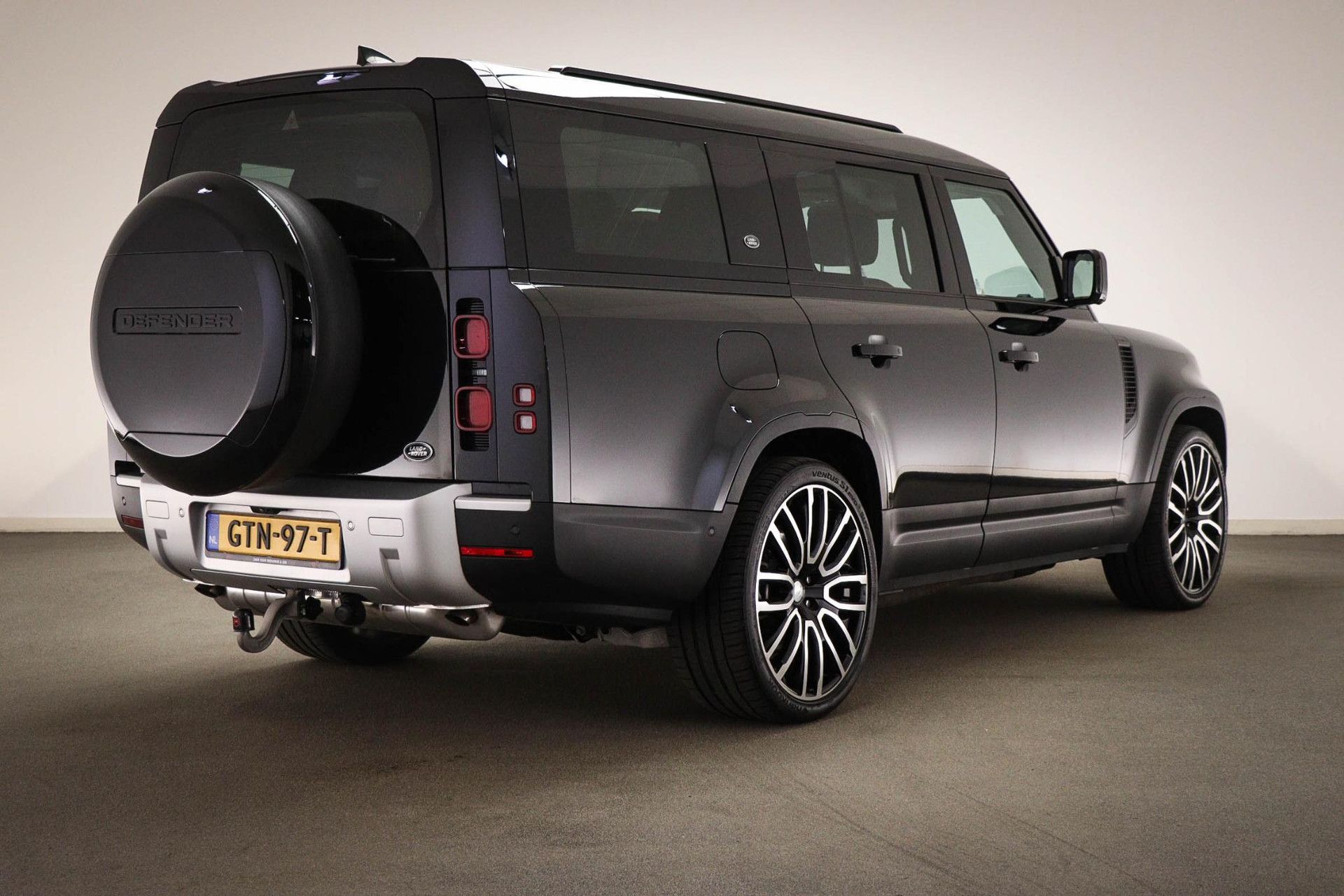 Land Rover RoverDefender met kenteken GTN-97-T – autofoto 2