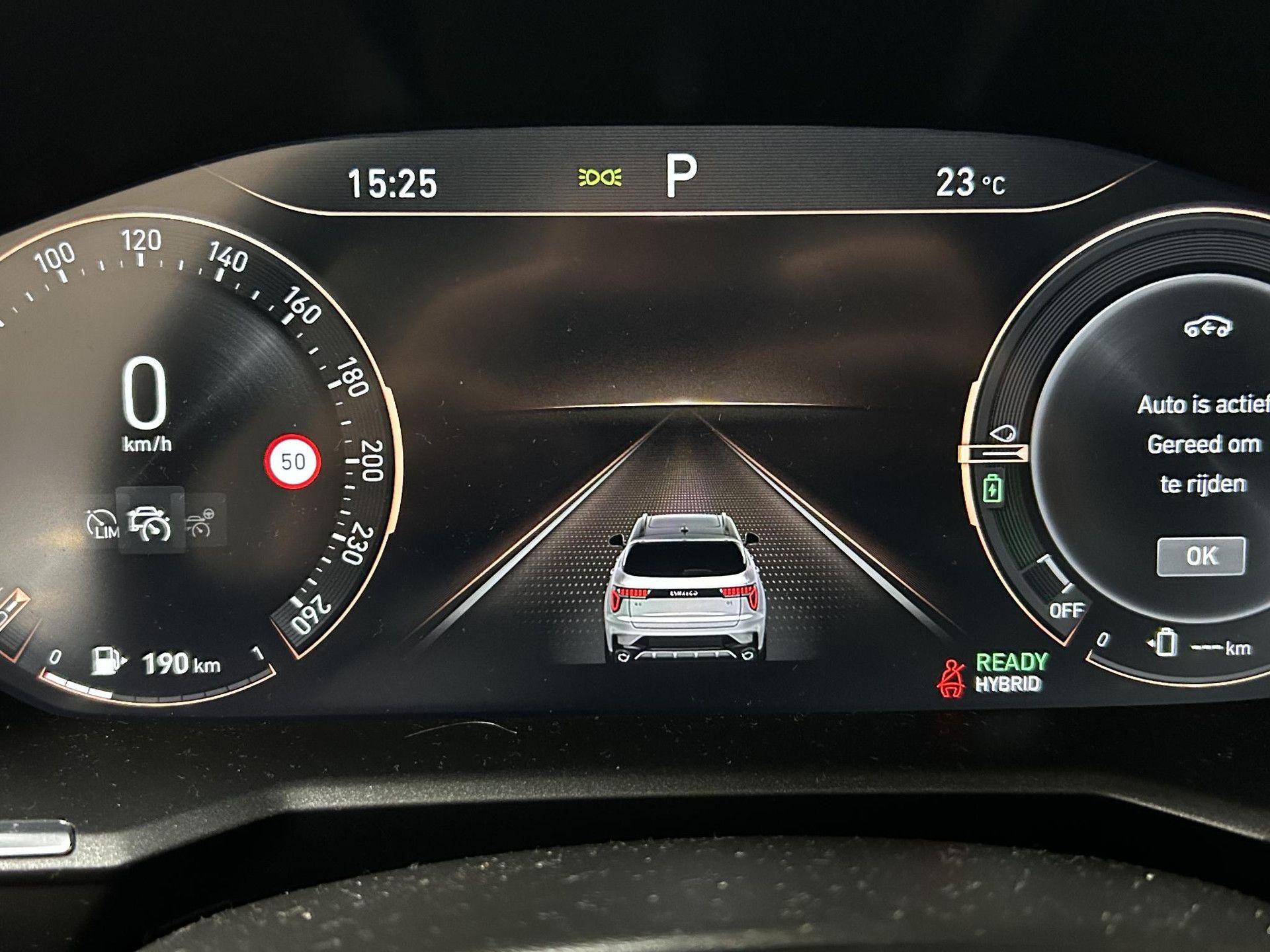 Lynk & Co &Co01 met kenteken X-932-SN – autofoto 4