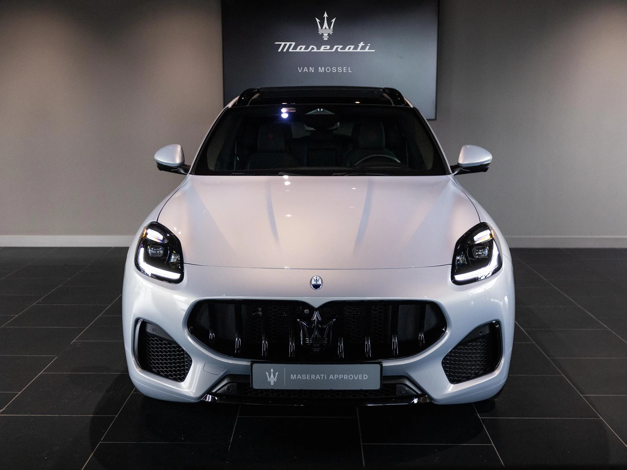 Maserati Grecale met kenteken HSH-71-G – autofoto 5