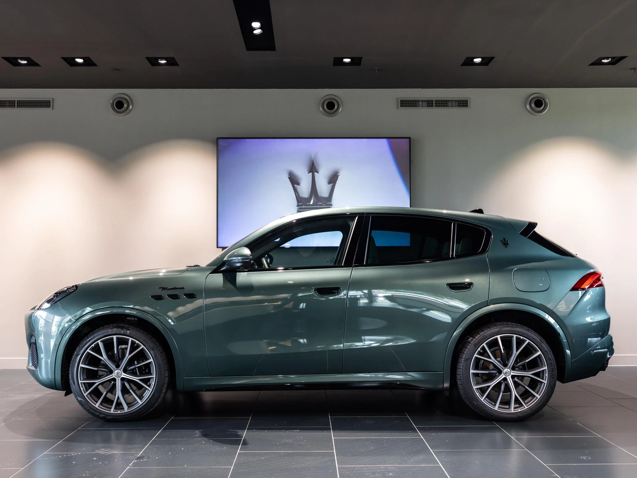 Maserati Grecale met kenteken KLS-28-B – autofoto 4