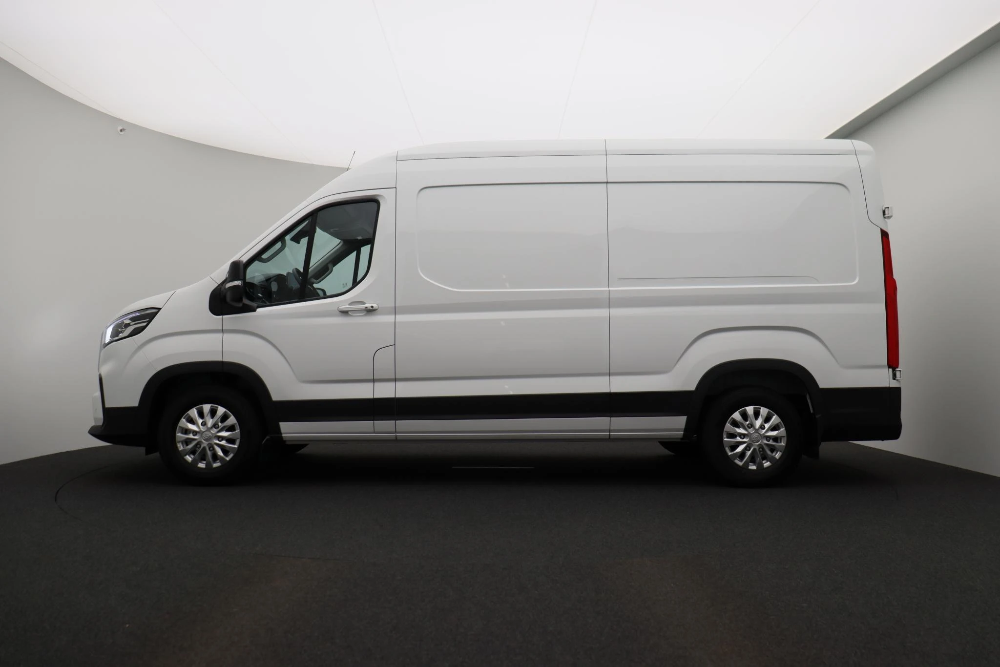 Maxus eDeliver9 – autofoto 4