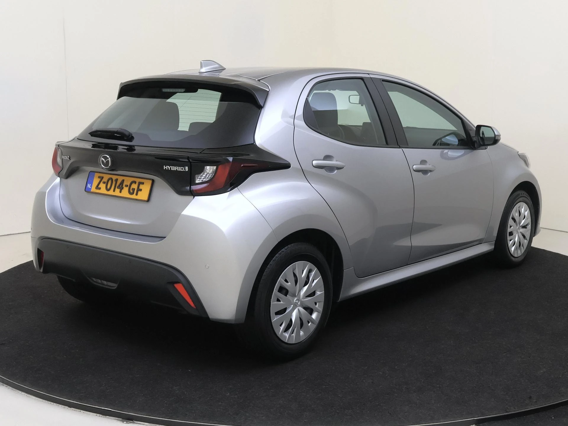 Mazda 2Hybrid – autofoto 5