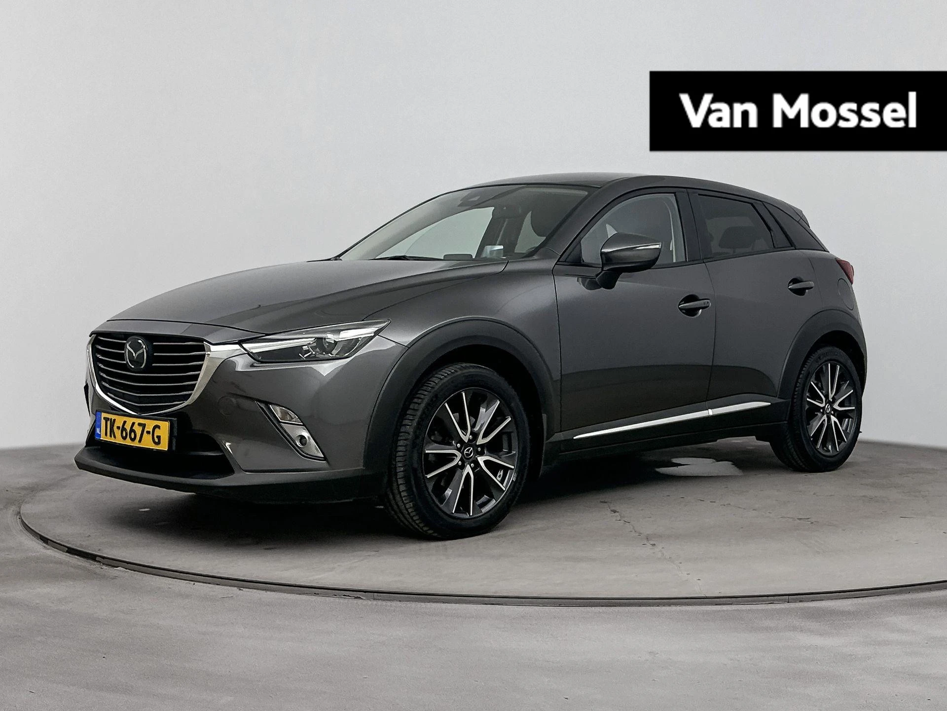 Mazda CX-3 met kenteken 59100 – autofoto 2