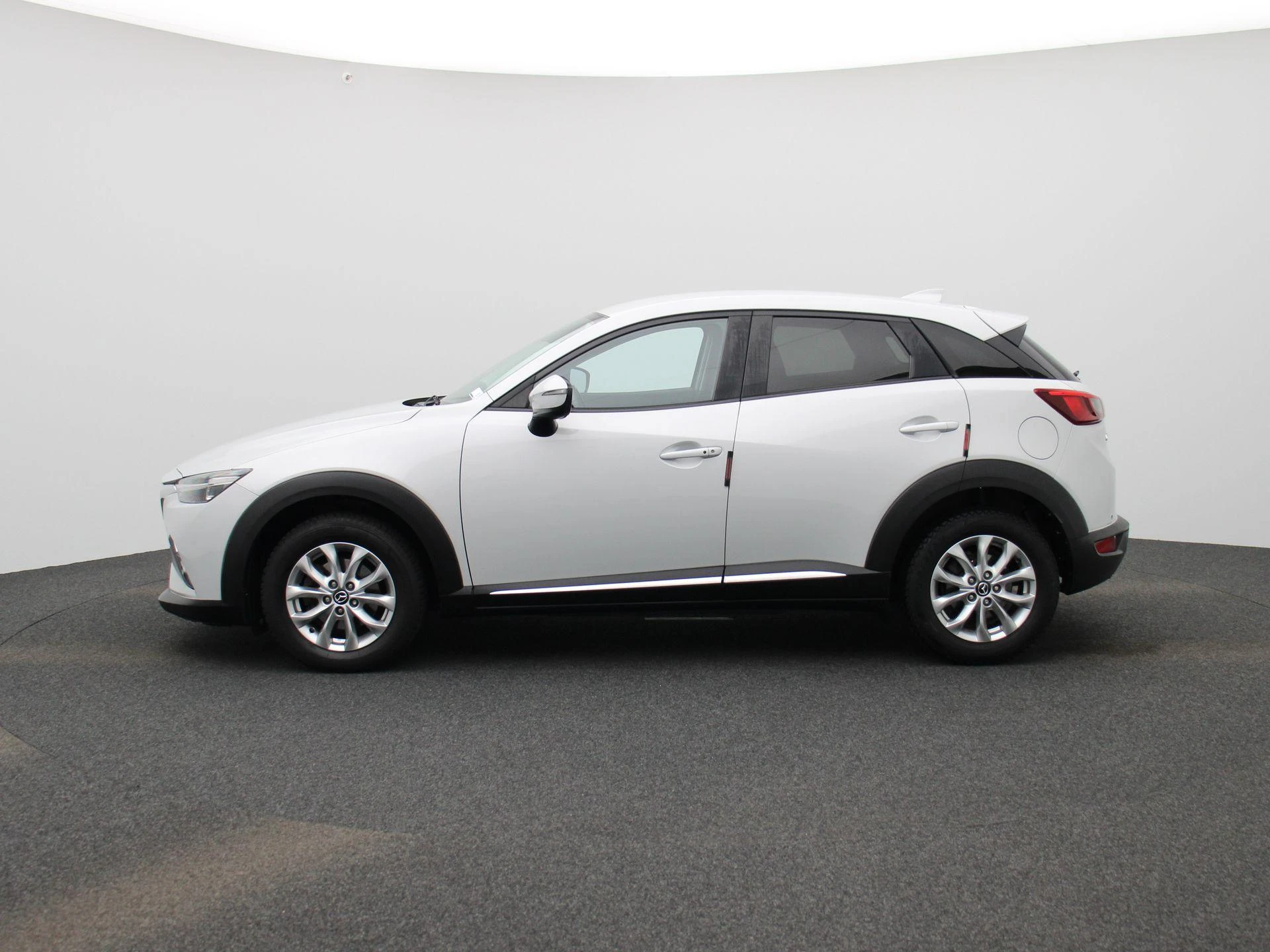 Mazda CX-3 met kenteken 73100 – autofoto 5