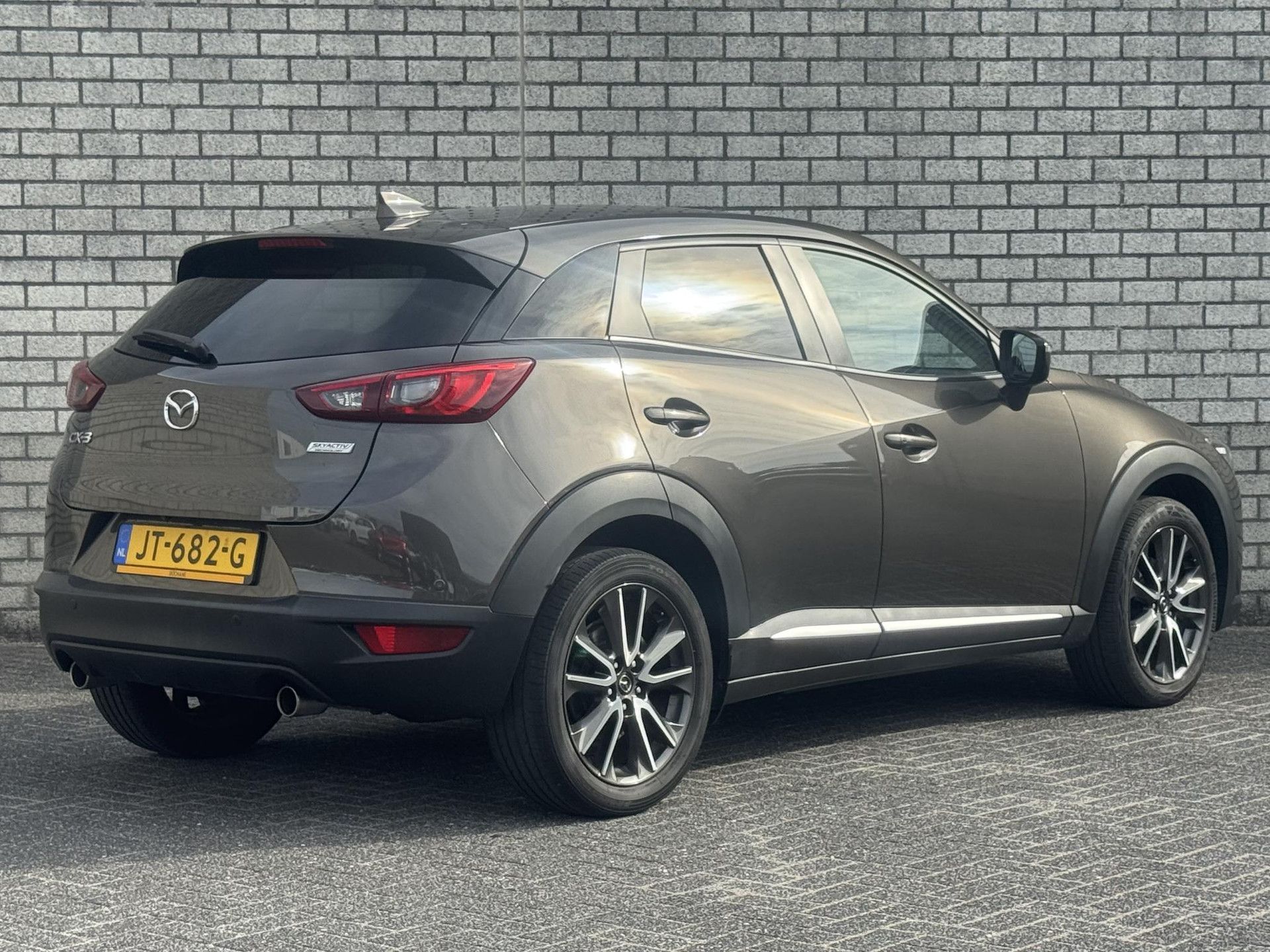 Mazda CX-3 met kenteken JT-682-G – autofoto 2