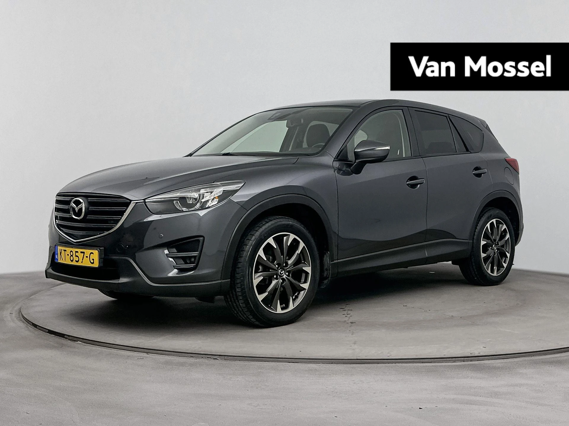 Mazda CX-5 met kenteken 60100 – autofoto 2