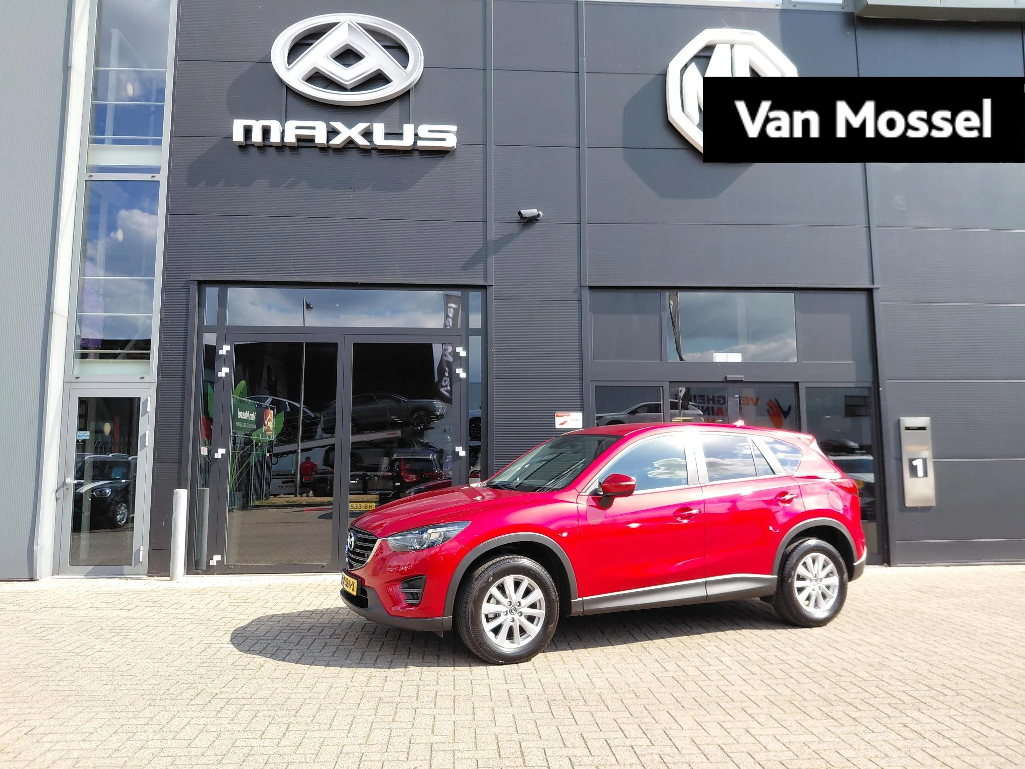 Mazda CX-5 met kenteken 63100 – autofoto 2