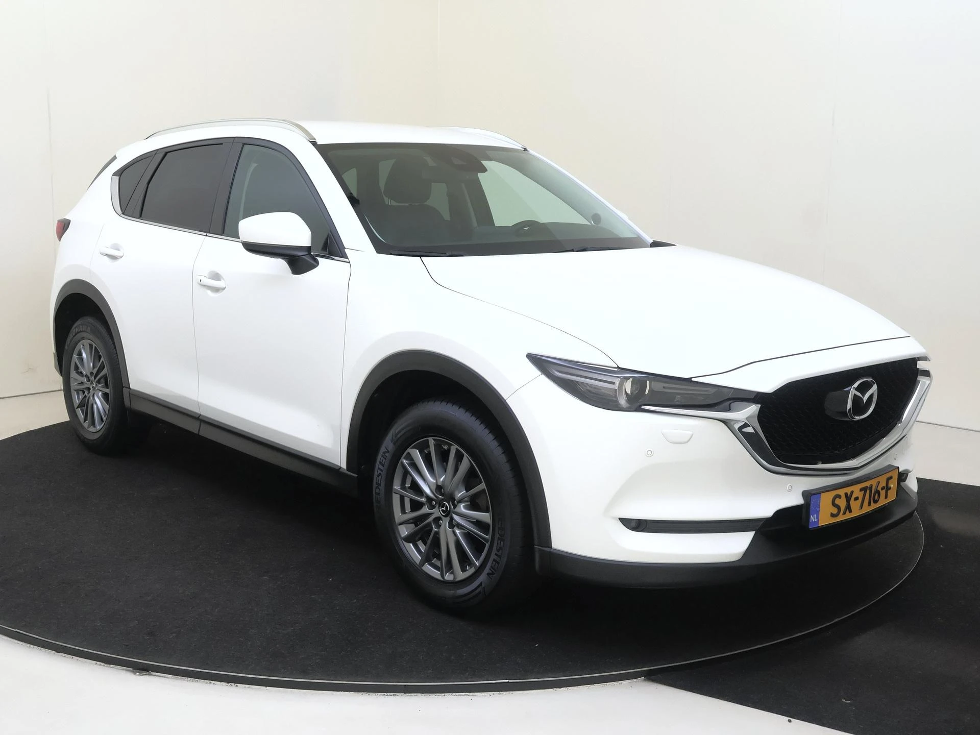 Mazda CX-5 met kenteken 65100 – autofoto 3