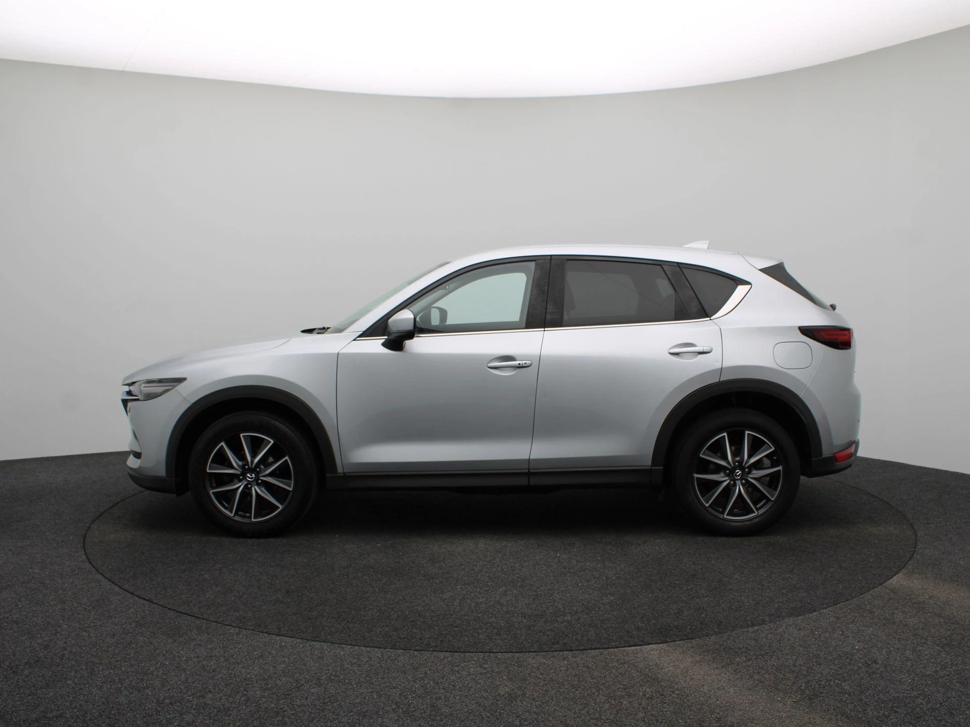 Mazda CX-5 met kenteken 65100 – autofoto 5
