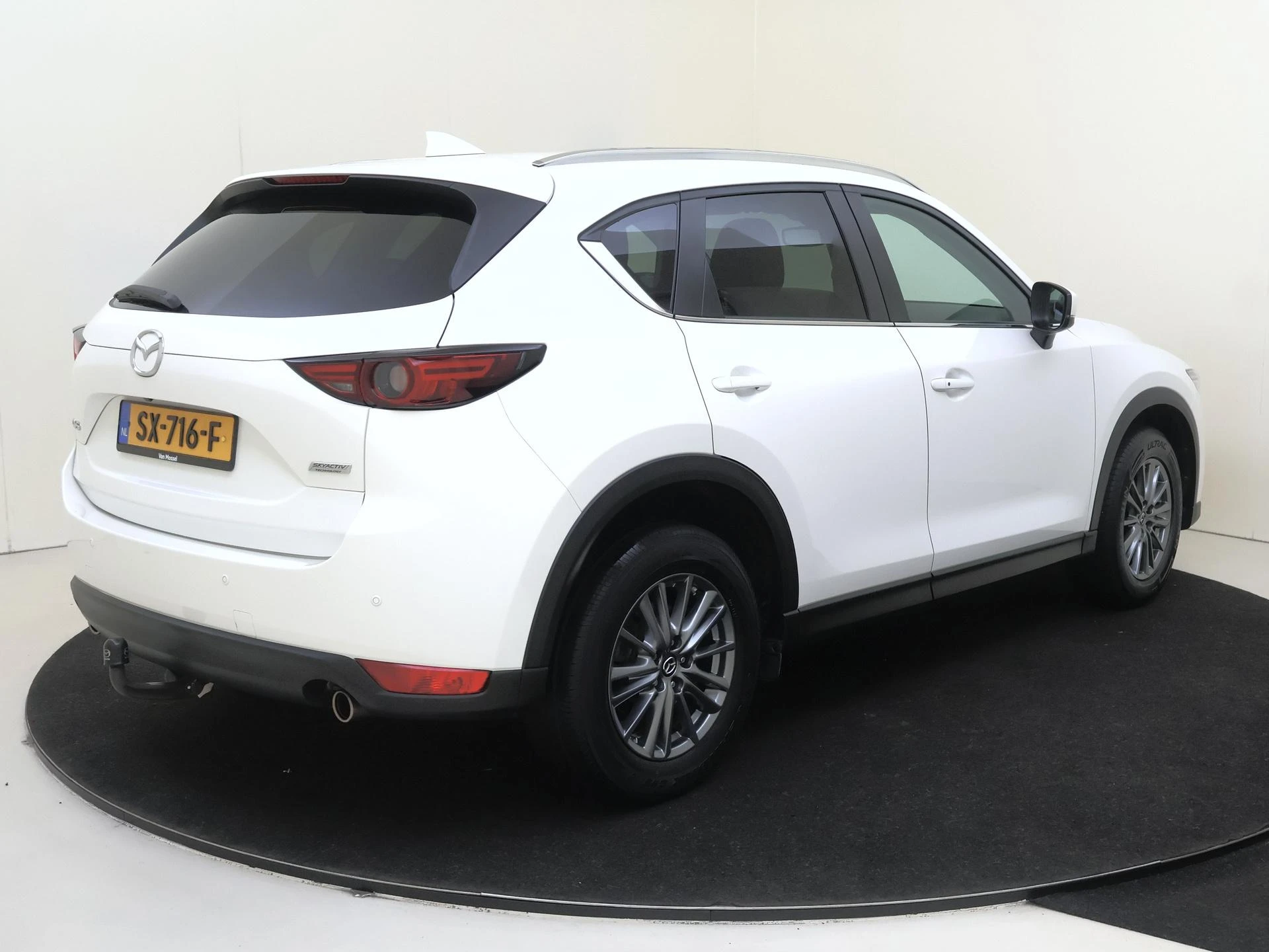 Mazda CX-5 met kenteken 65100 – autofoto 5