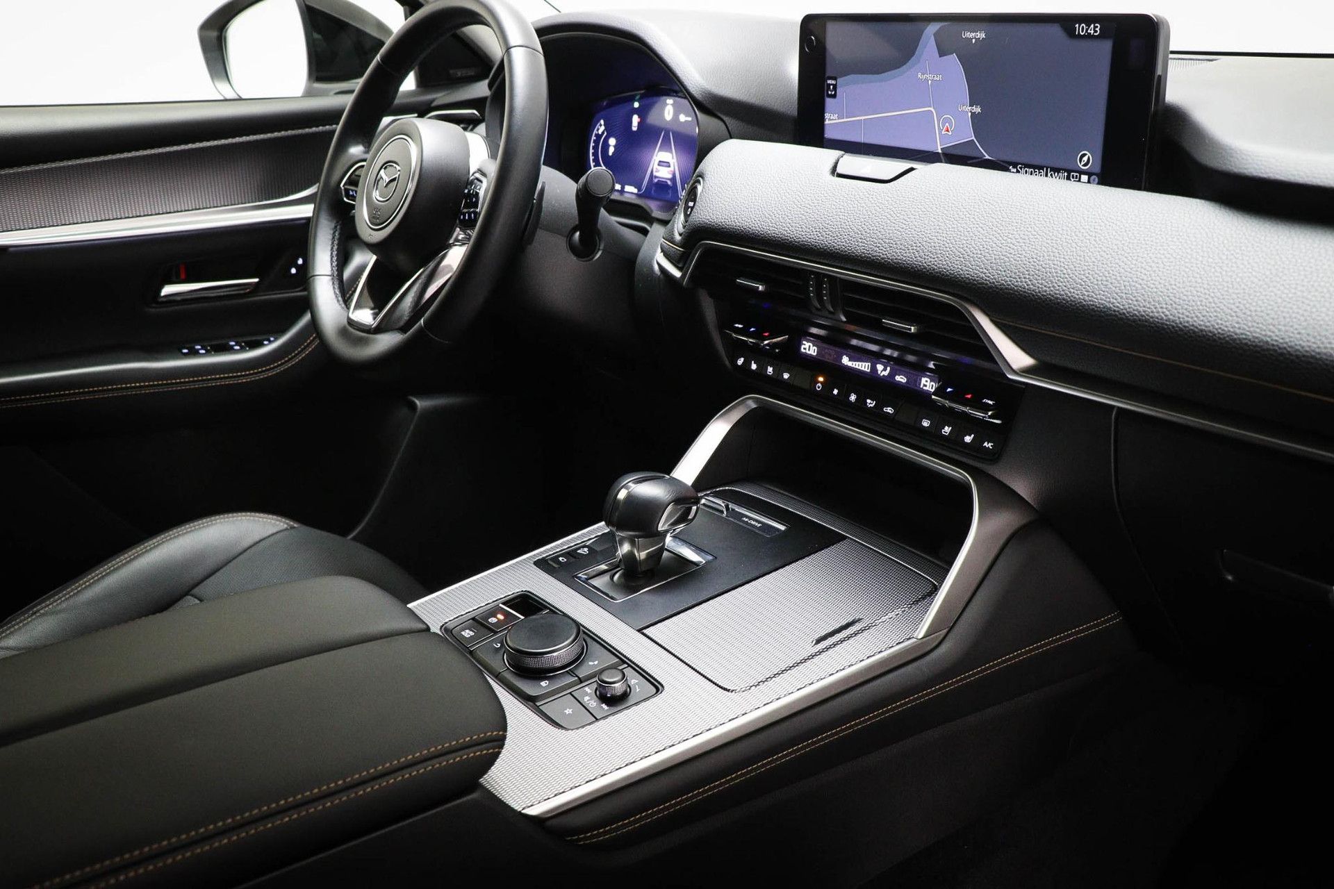 Mazda CX-60 met kenteken GDL-66-R – autofoto 4