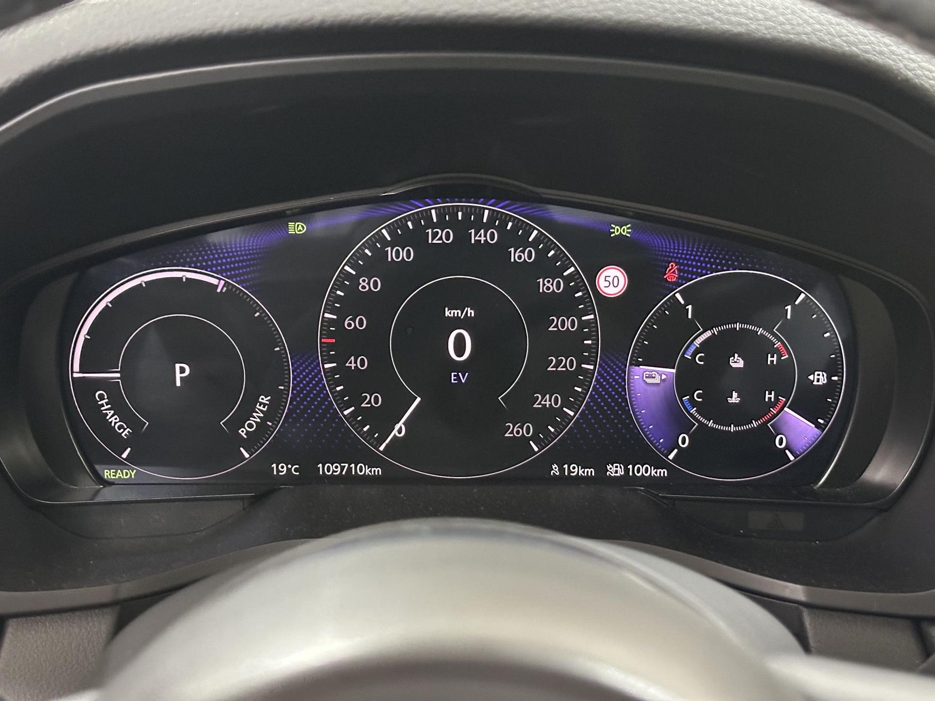 Mazda CX-60 met kenteken T-679-HZ – autofoto 4