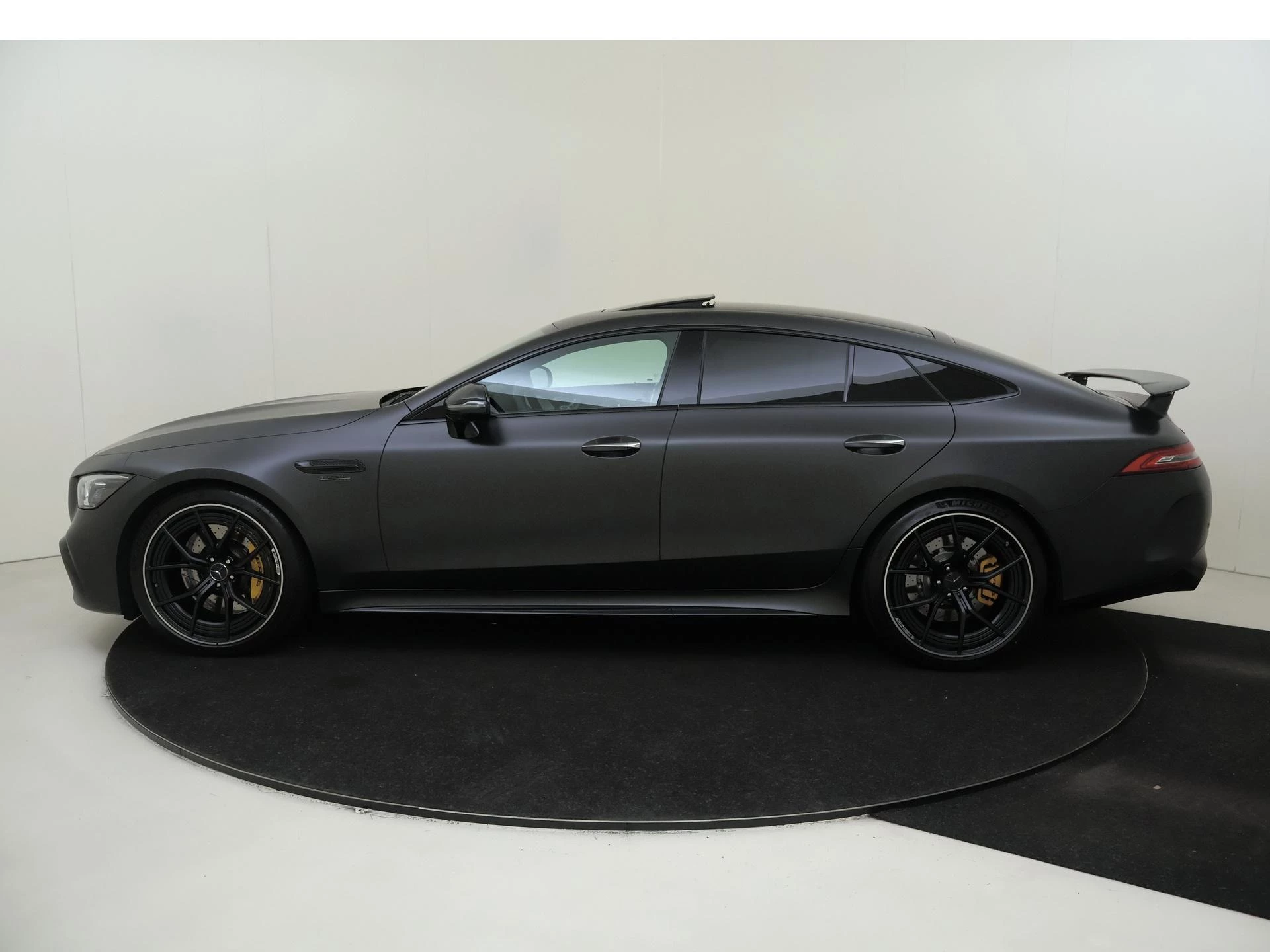 Mercedes-AMG GT met kenteken P-220-JB – autofoto 4