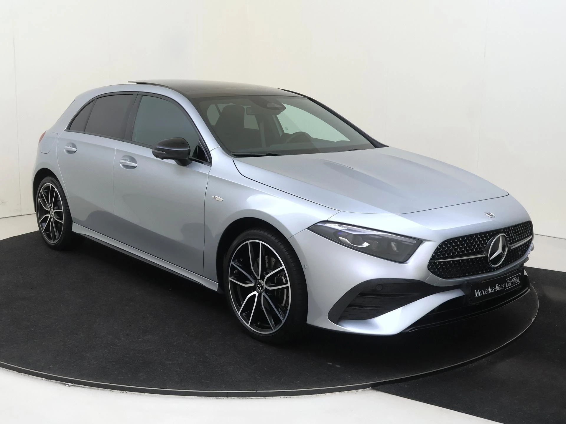 Mercedes-Benz A-Klasse met kenteken 09100 – autofoto 3