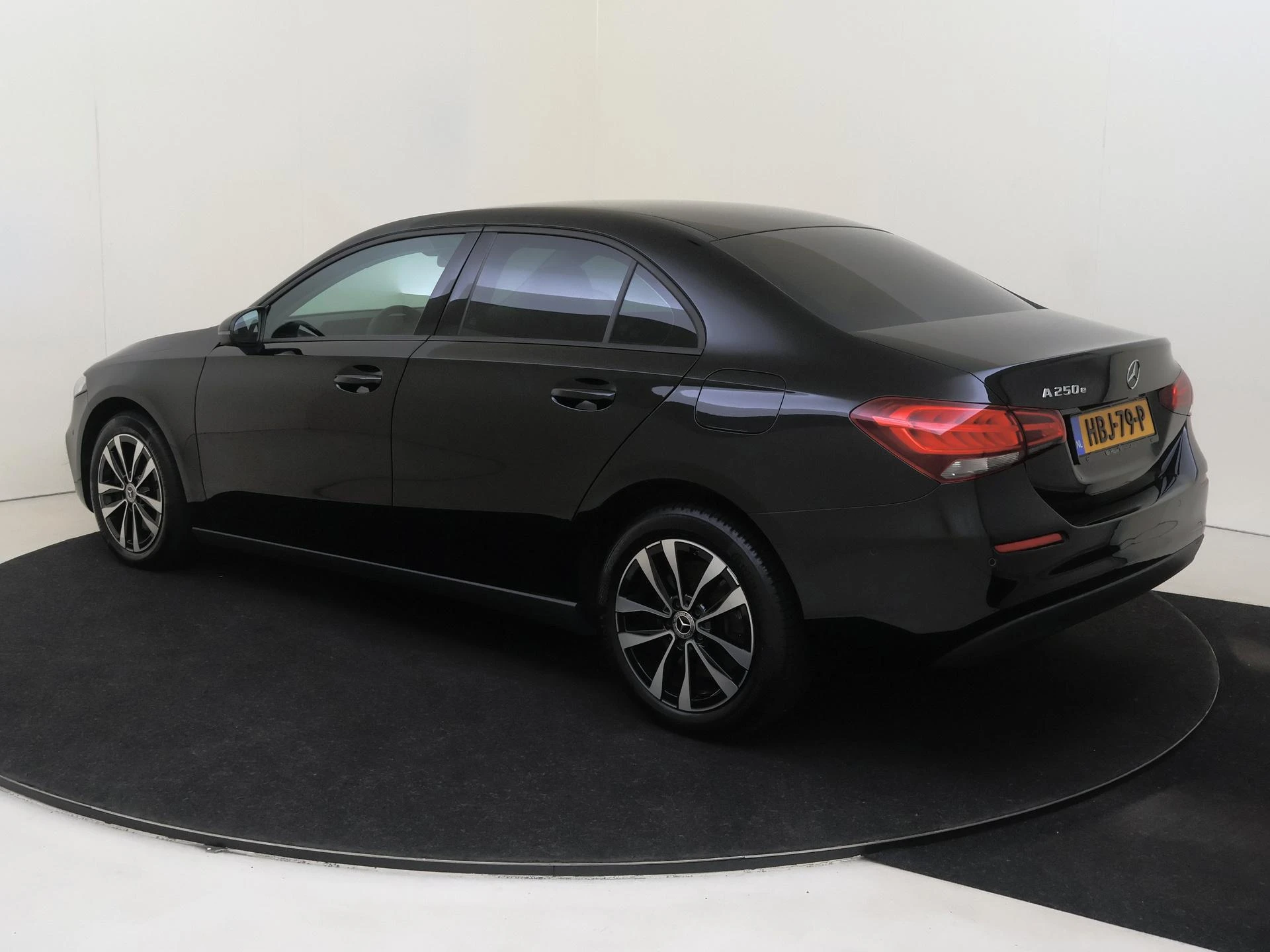 Mercedes-Benz A-Klasse met kenteken 09100 – autofoto 4