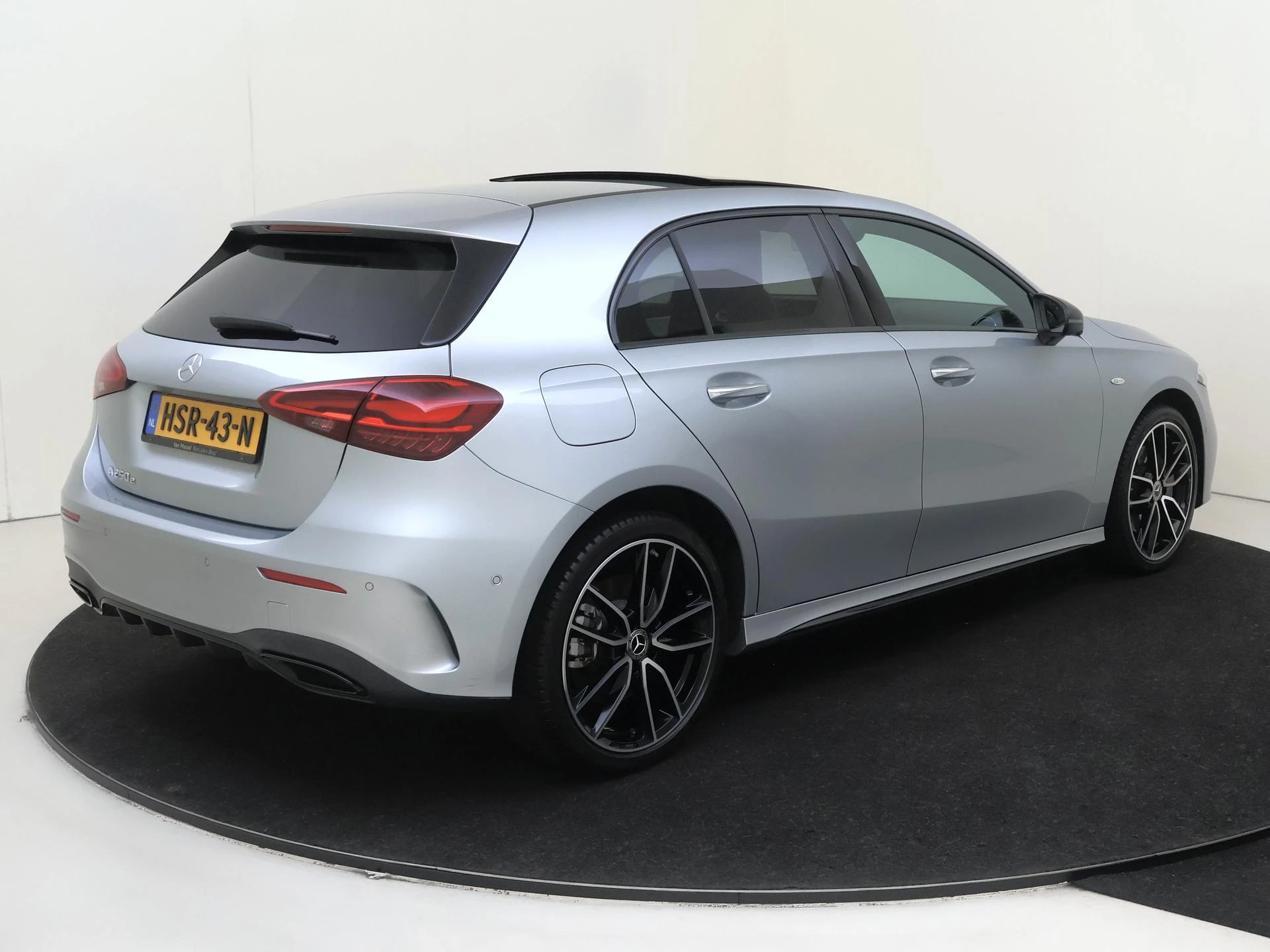 Mercedes-Benz A-Klasse met kenteken 09100 – autofoto 5