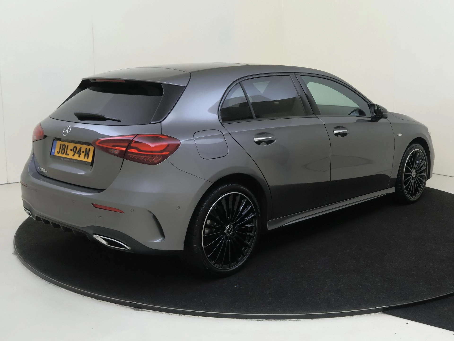 Mercedes-Benz A-Klasse met kenteken 09100 – autofoto 5