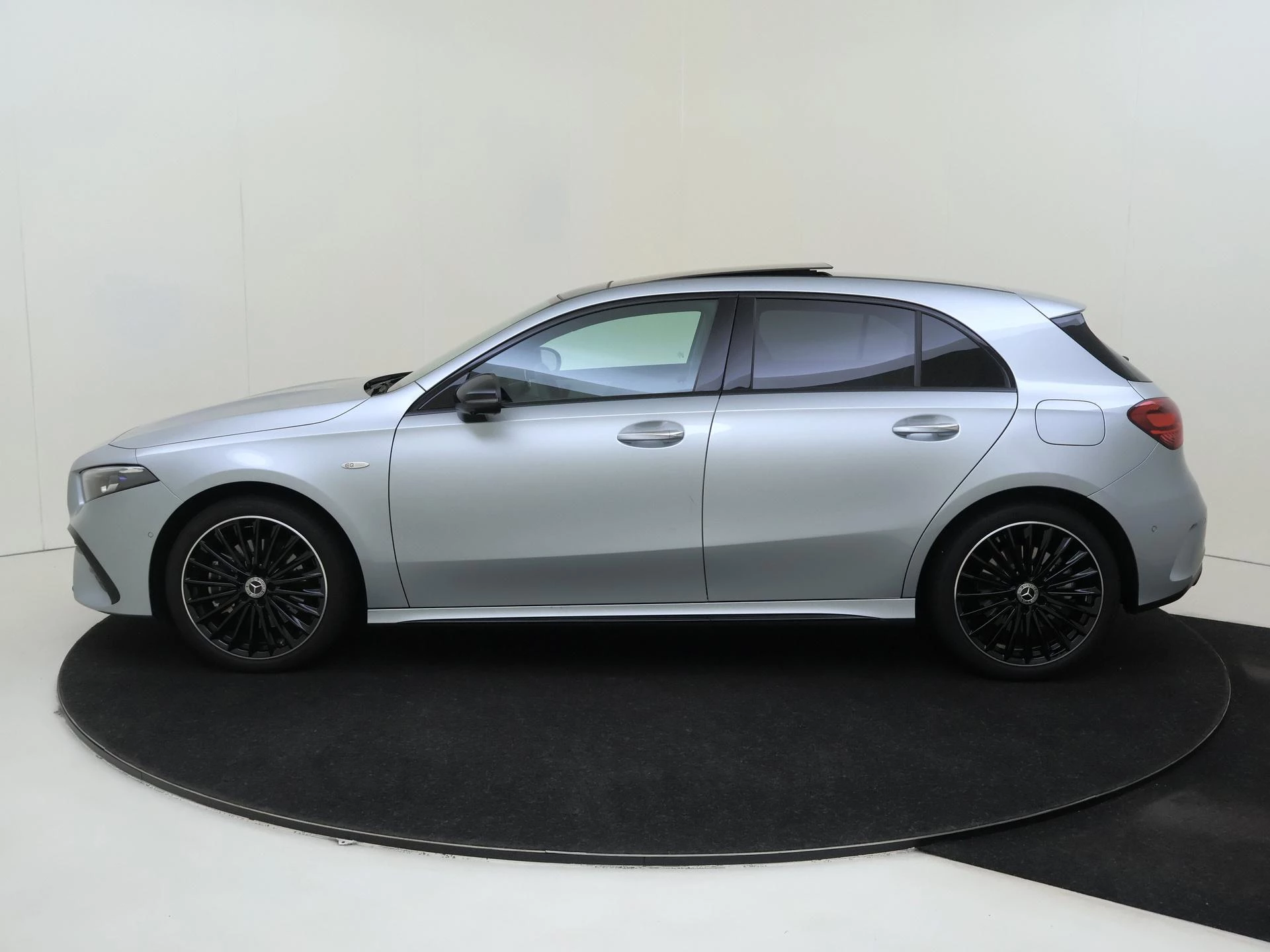 Mercedes-Benz A-Klasse met kenteken 10100 – autofoto 3
