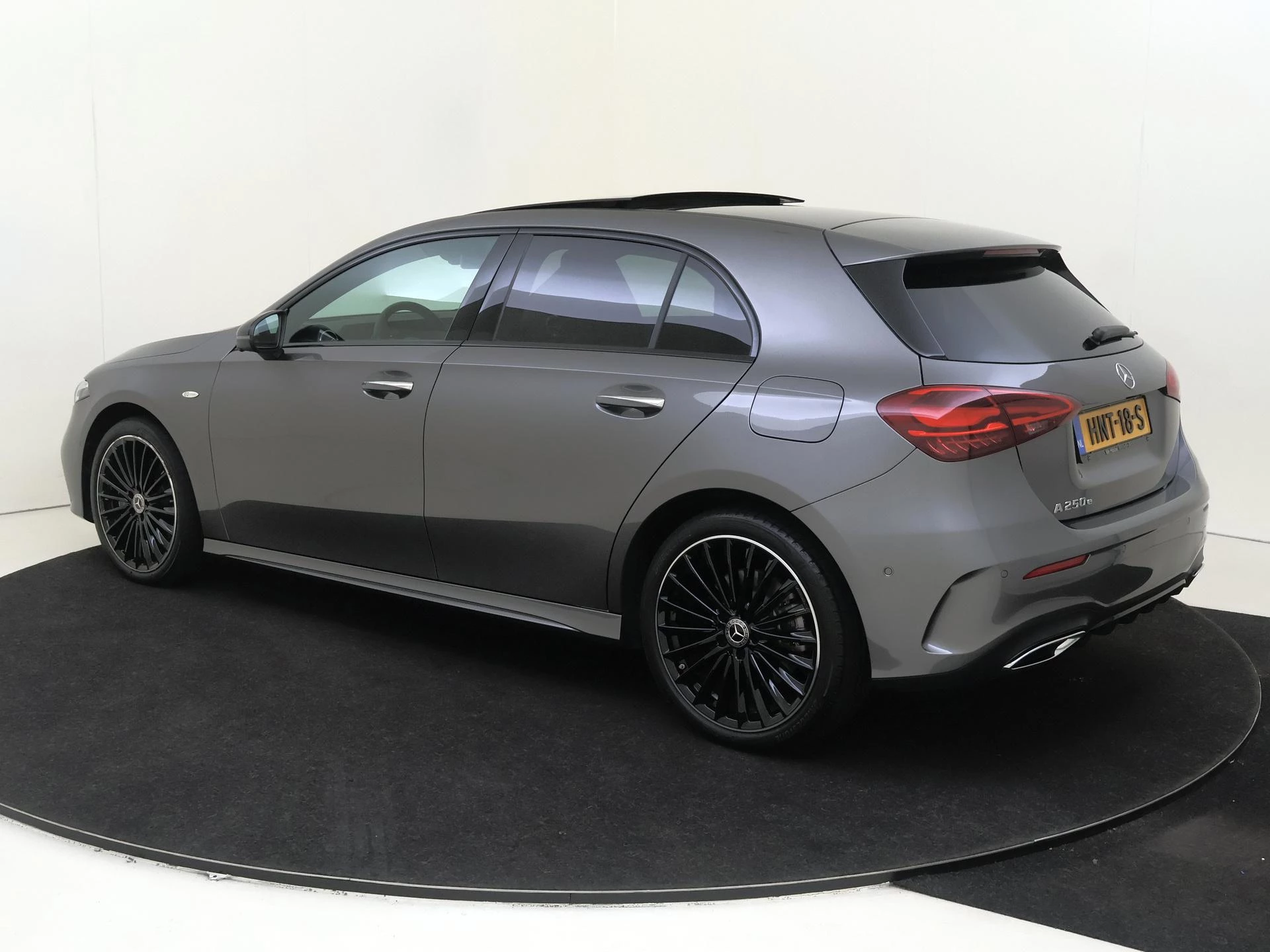 Mercedes-Benz A-Klasse met kenteken 23100 – autofoto 4