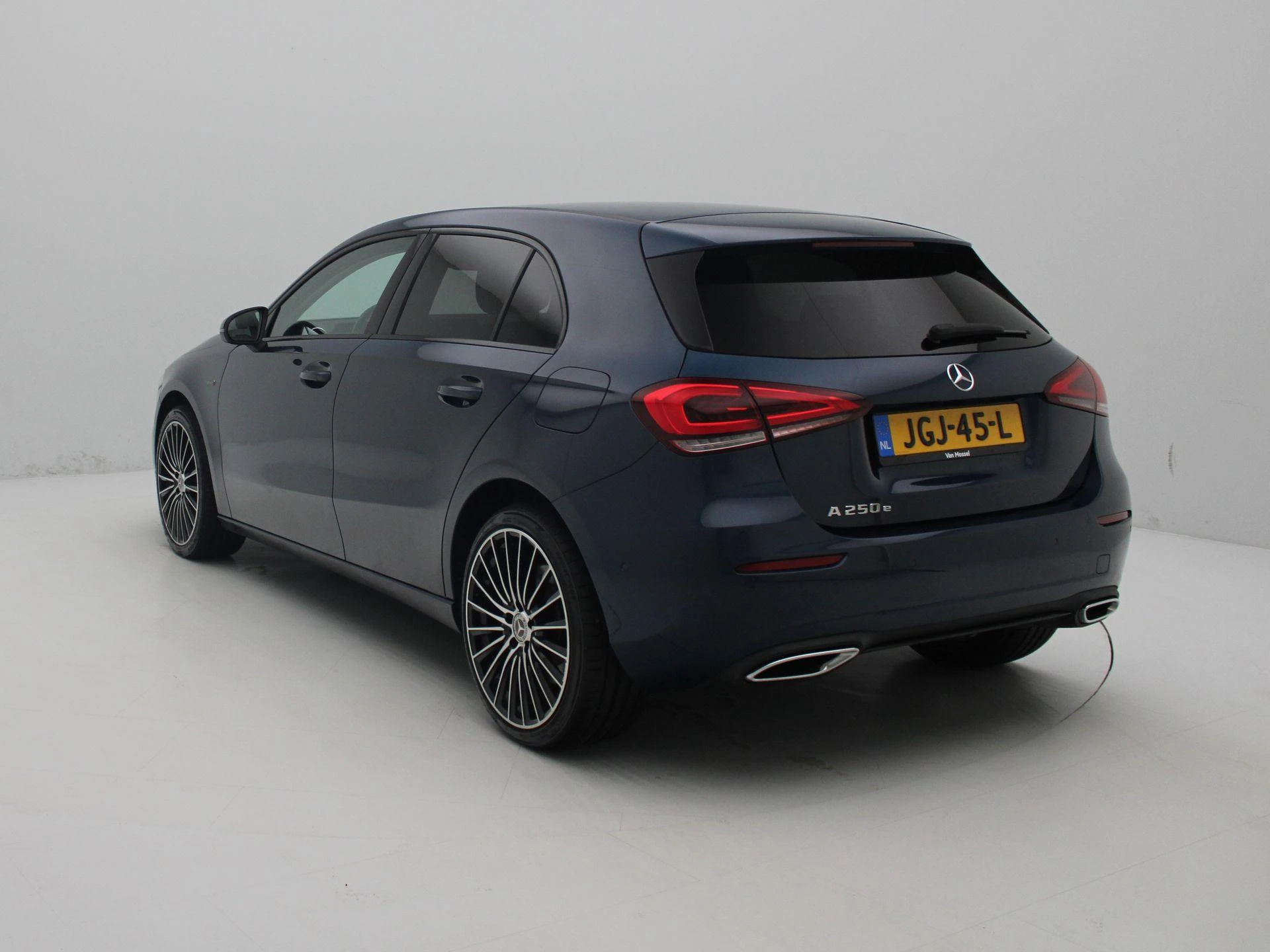 Mercedes-Benz A-Klasse met kenteken 72 – autofoto 3