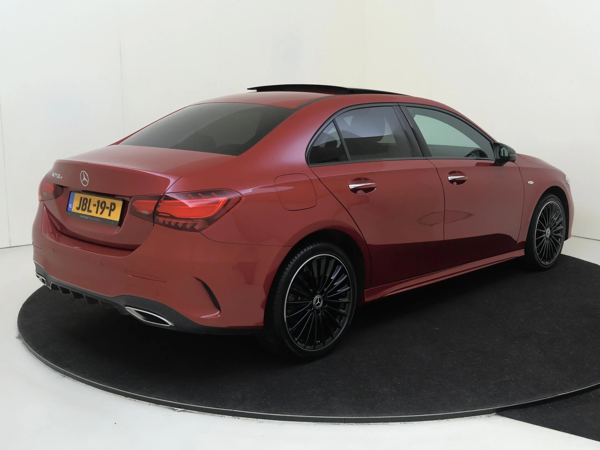 Mercedes-Benz A-Klasse met kenteken 87 – autofoto 5