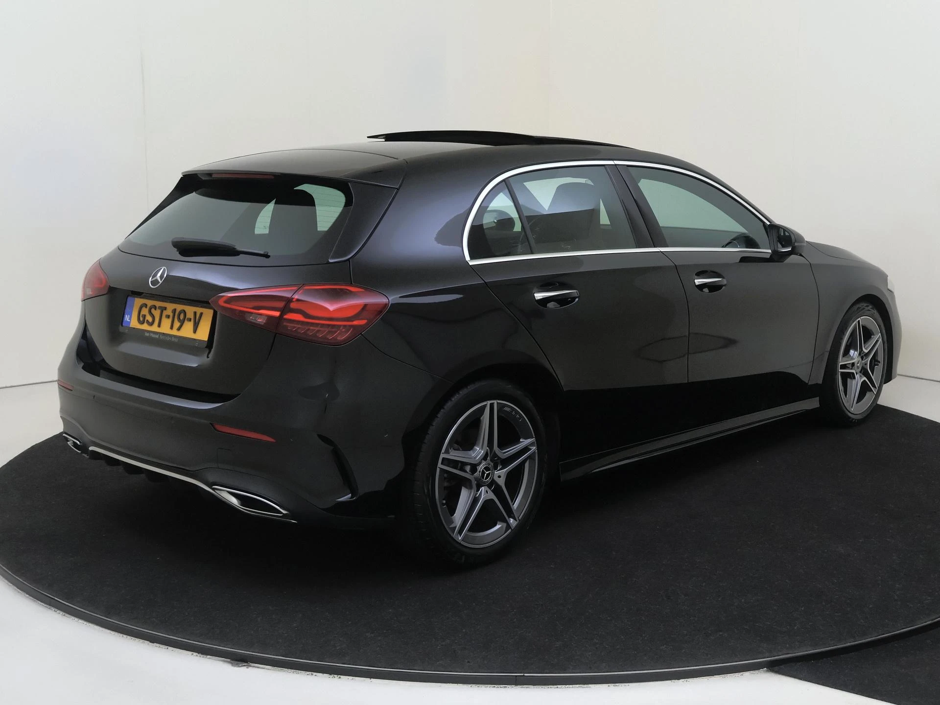 Mercedes-Benz A-Klasse met kenteken GST-19-V – autofoto 5
