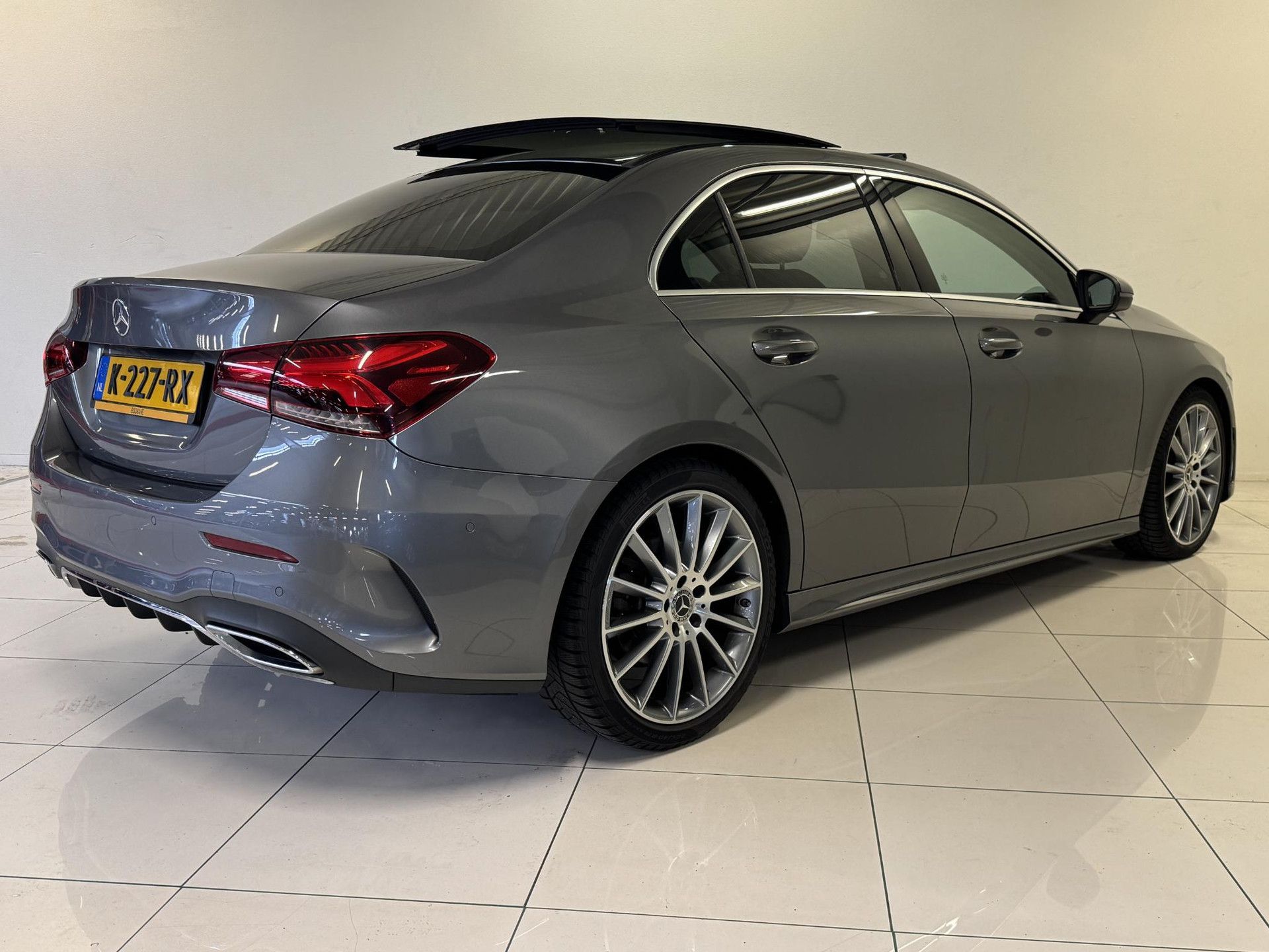 Mercedes-Benz A-Klasse met kenteken K-227-RX – autofoto 2