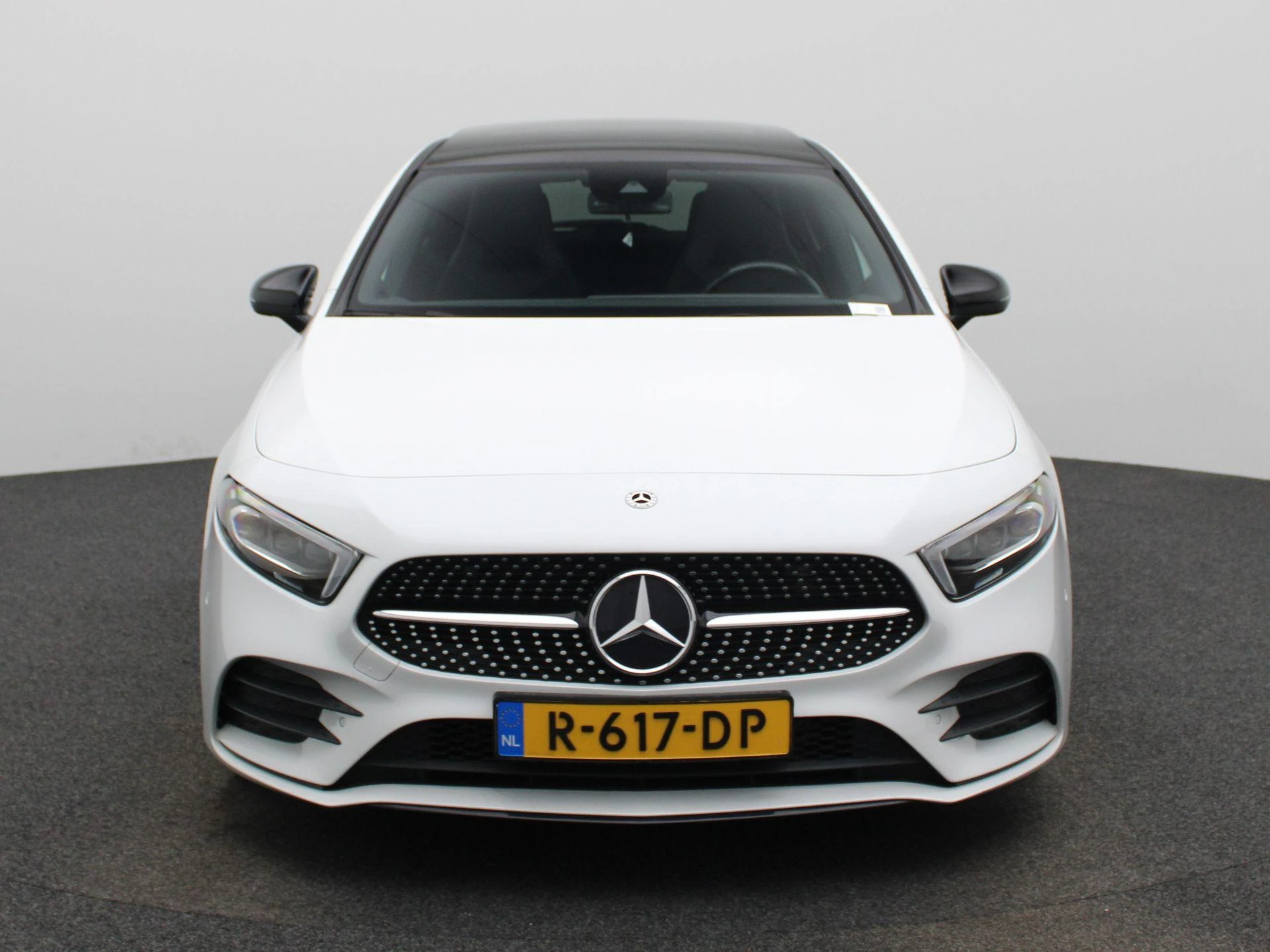 Mercedes-Benz A-Klasse met kenteken R-617-DP – autofoto 4