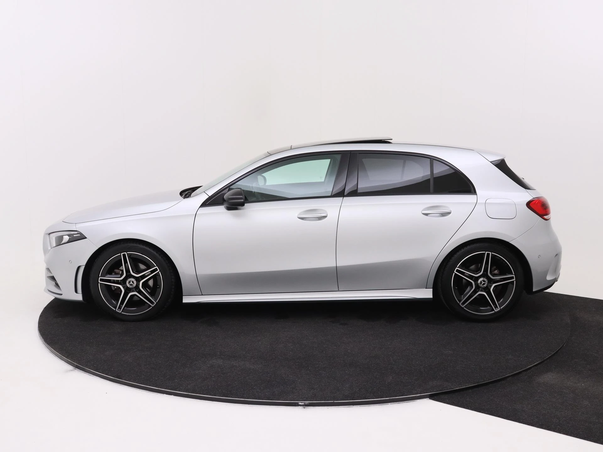 Mercedes-Benz A-Klasse met kenteken ZN-967-D – autofoto 4