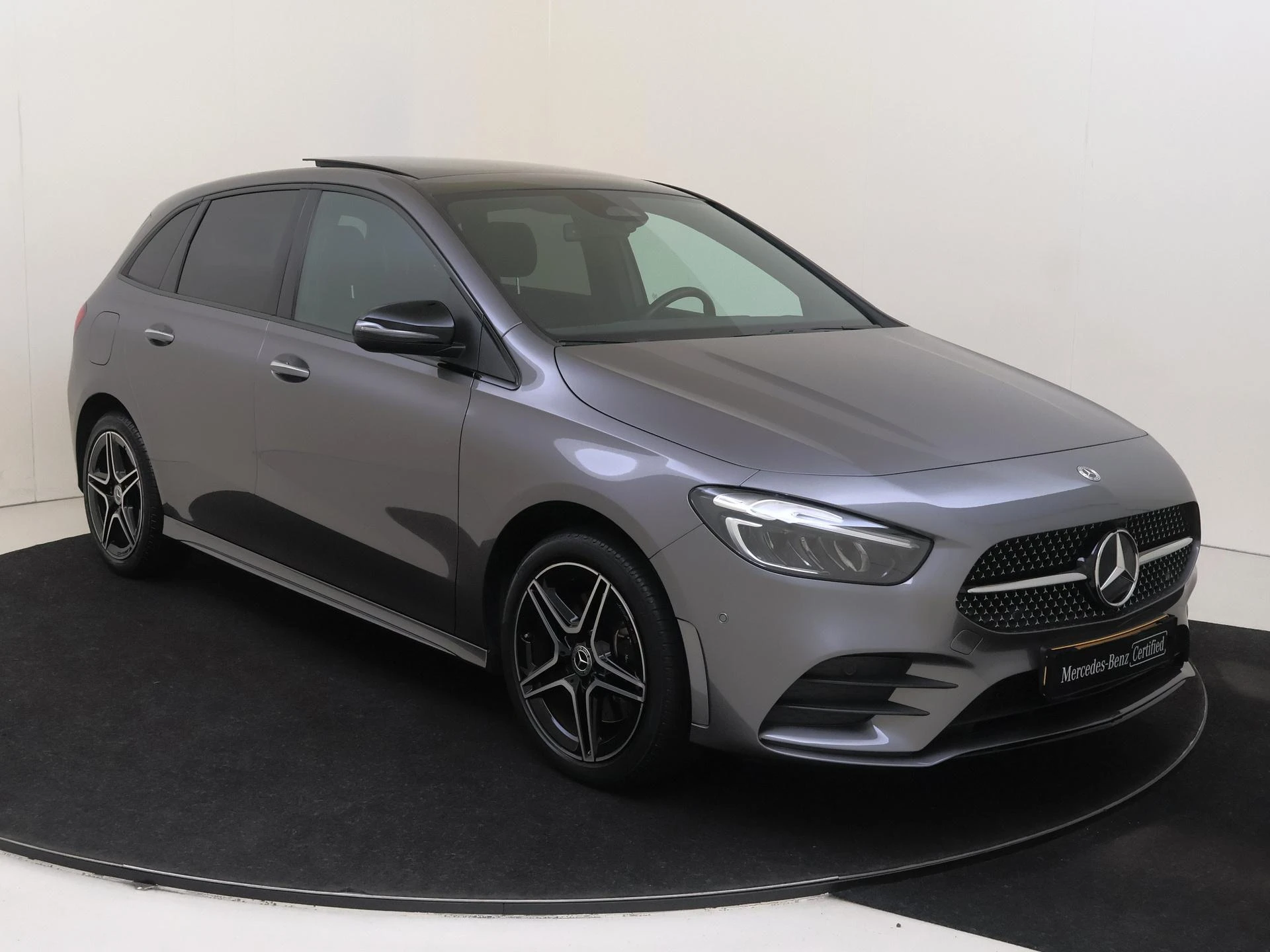 Mercedes-Benz B-Klasse met kenteken 09100 – autofoto 3