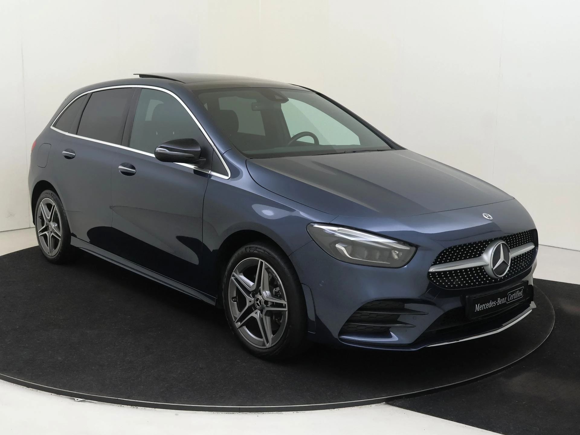 Mercedes-Benz B-Klasse met kenteken 12100 – autofoto 3