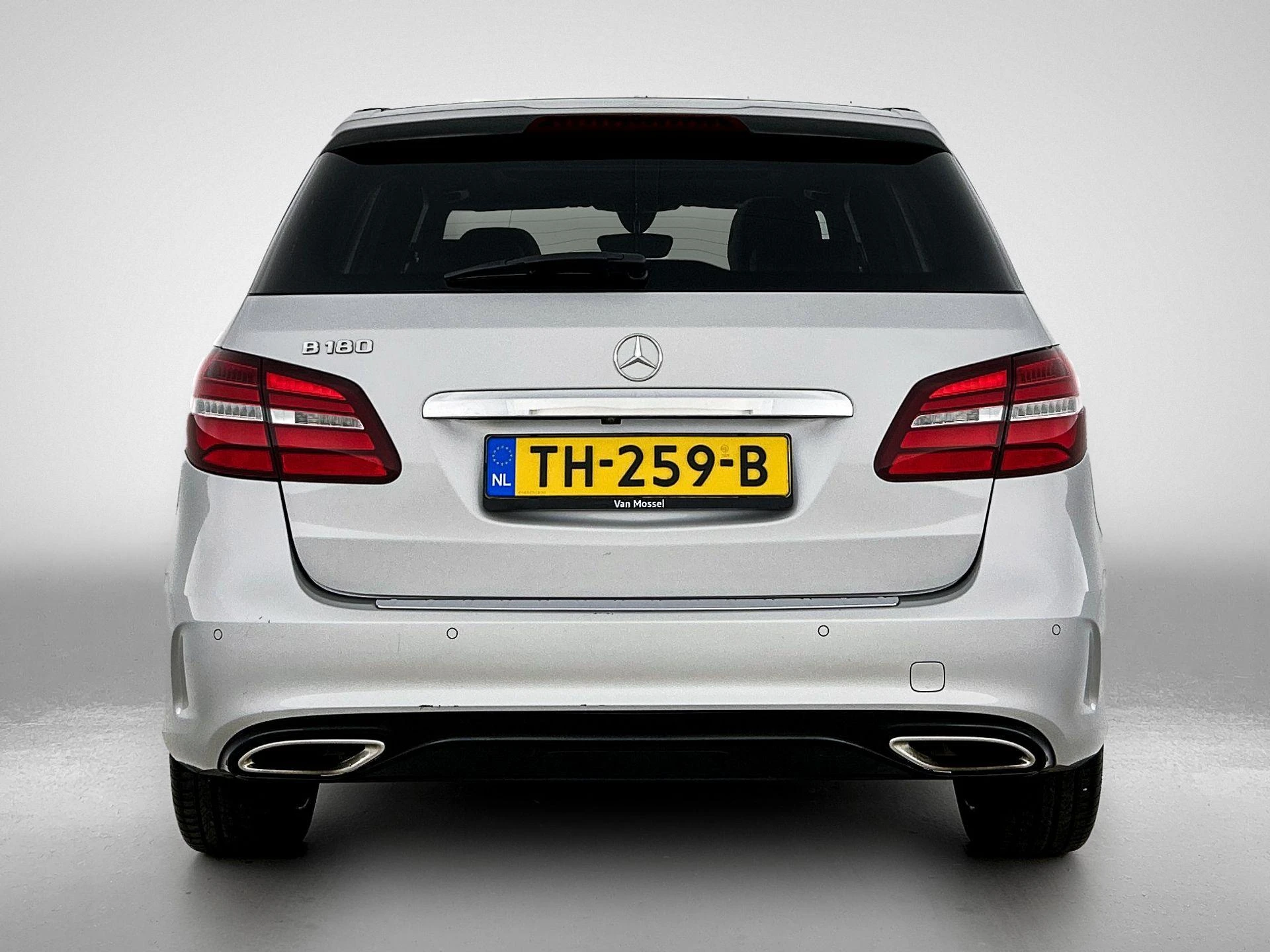 Mercedes-Benz B-Klasse met kenteken 56100 – autofoto 5