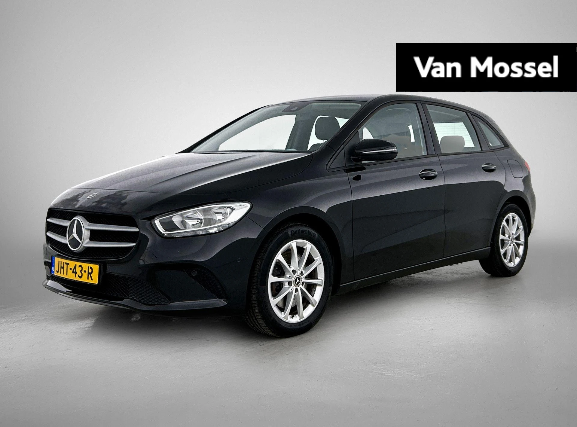 Mercedes-Benz B-Klasse met kenteken 68 – autofoto 2