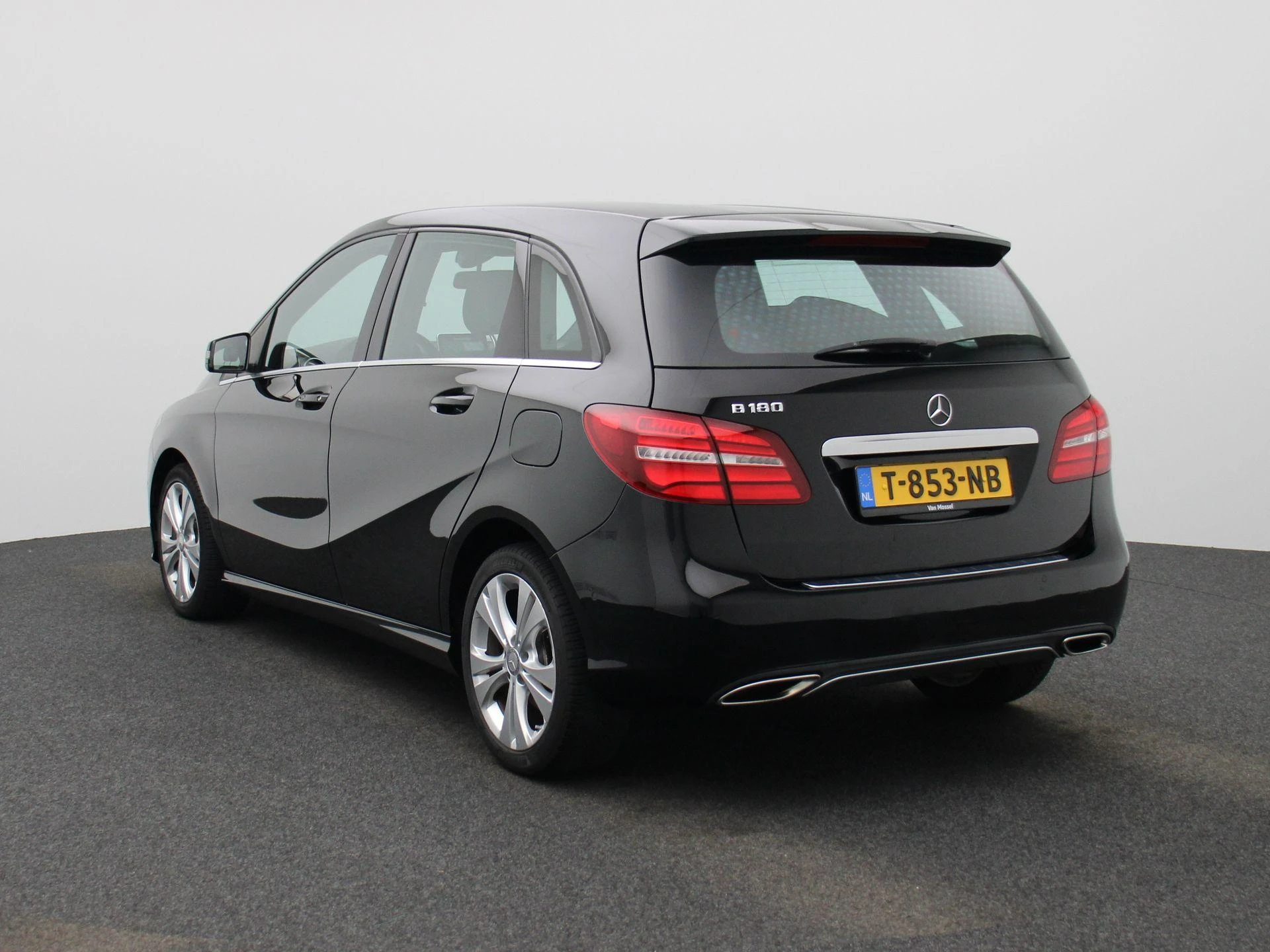 Mercedes-Benz B-Klasse met kenteken 69100 – autofoto 3