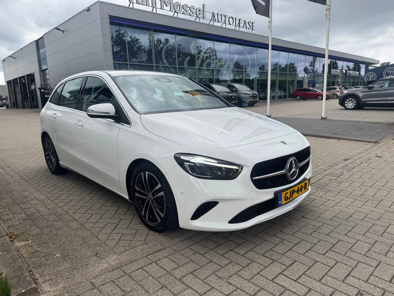 Mercedes-Benz B-Klasse met kenteken GJP-44-R – autofoto 4