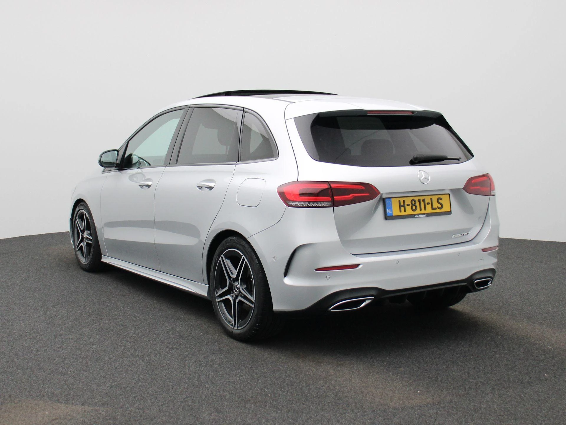 Mercedes-Benz B-Klasse met kenteken H-811-LS – autofoto 3