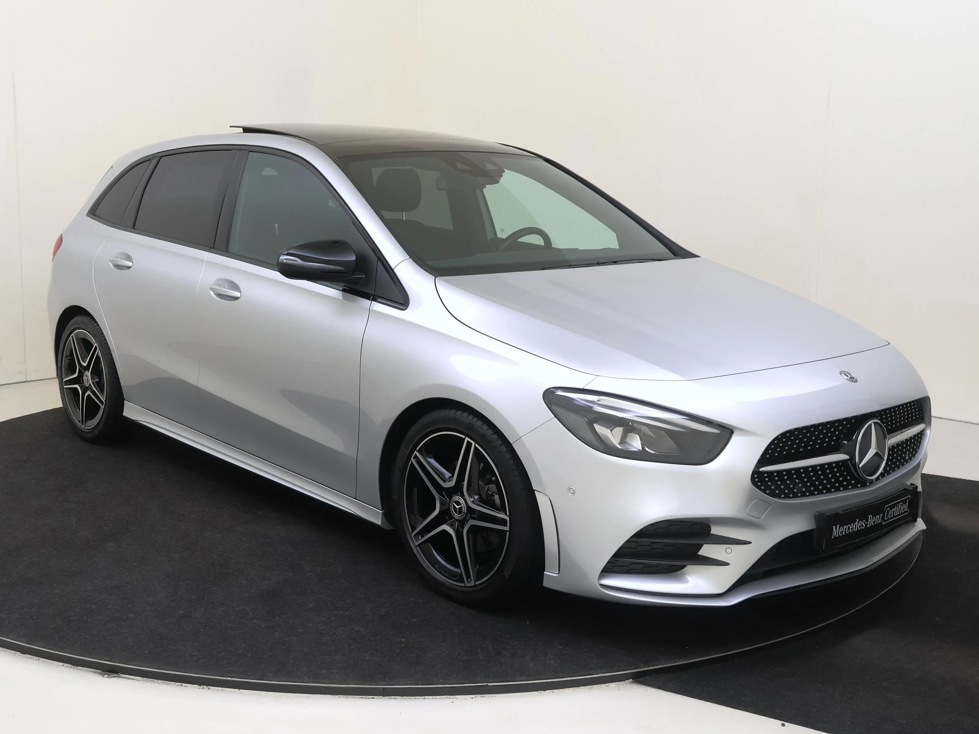 Mercedes-Benz B-Klasse met kenteken K-975-BP – autofoto 3