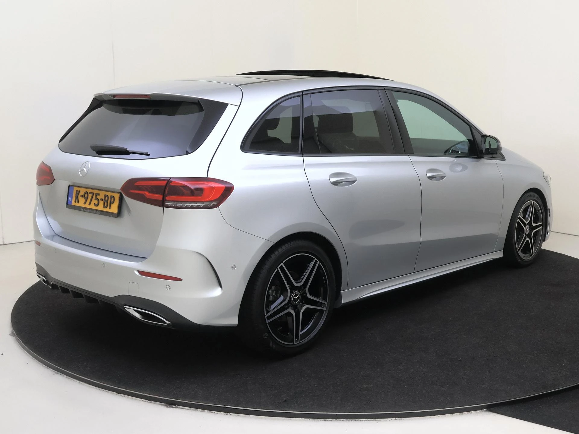 Mercedes-Benz B-Klasse met kenteken K-975-BP – autofoto 5